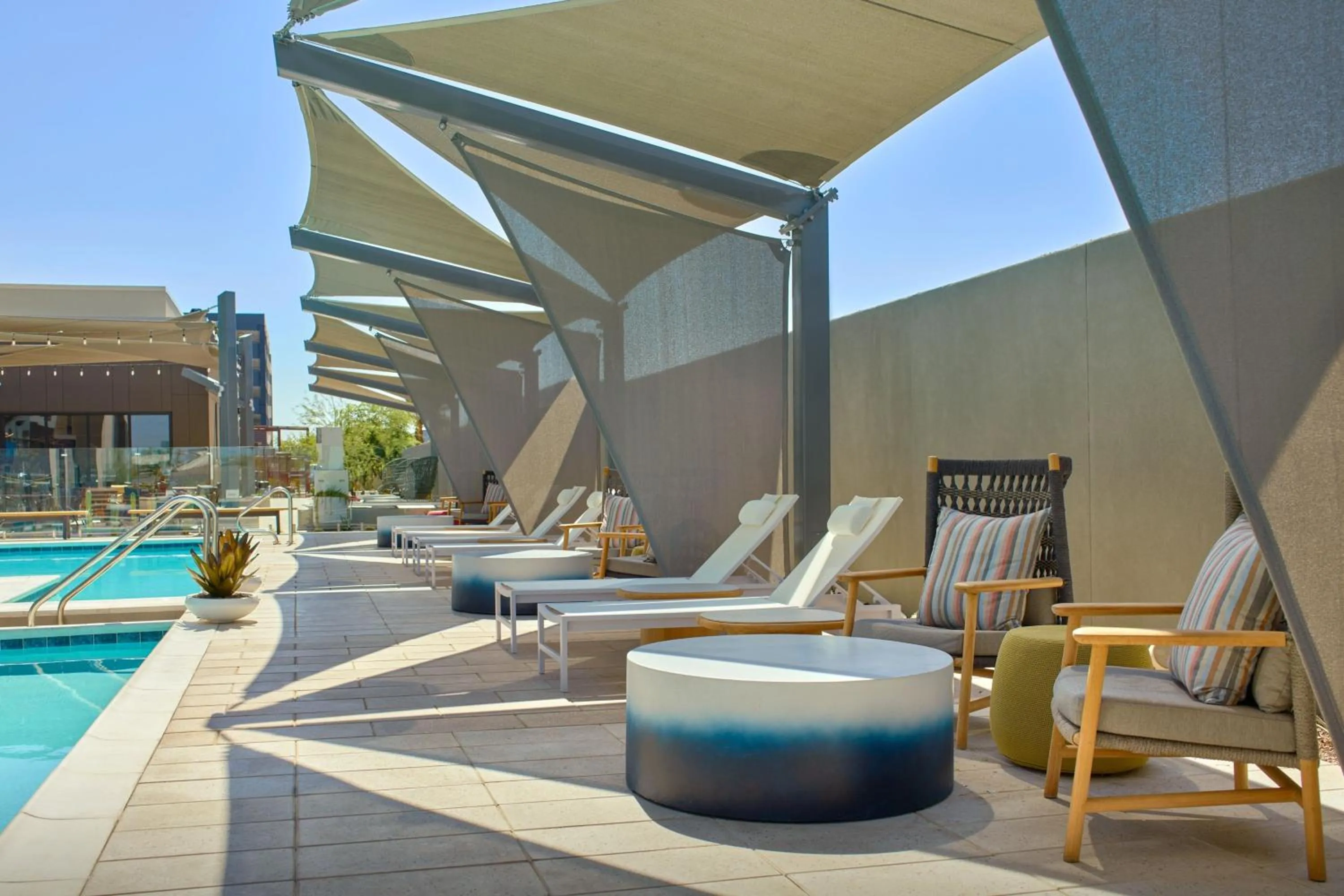 Swimming pool in Fairfield Inn & Suites by Marriott Tempe