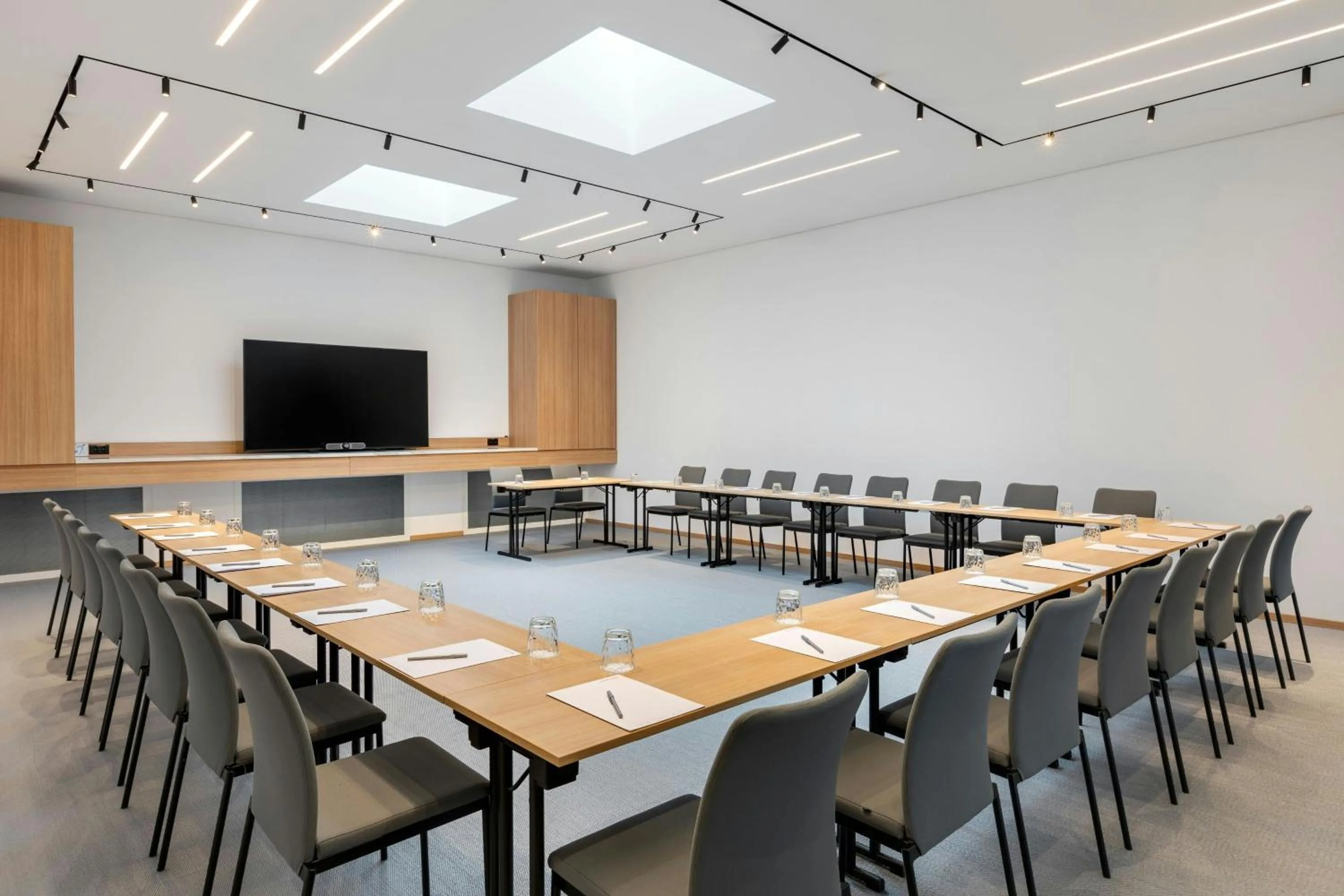 Meeting/conference room in Courtyard by Marriott Biel Bienne
