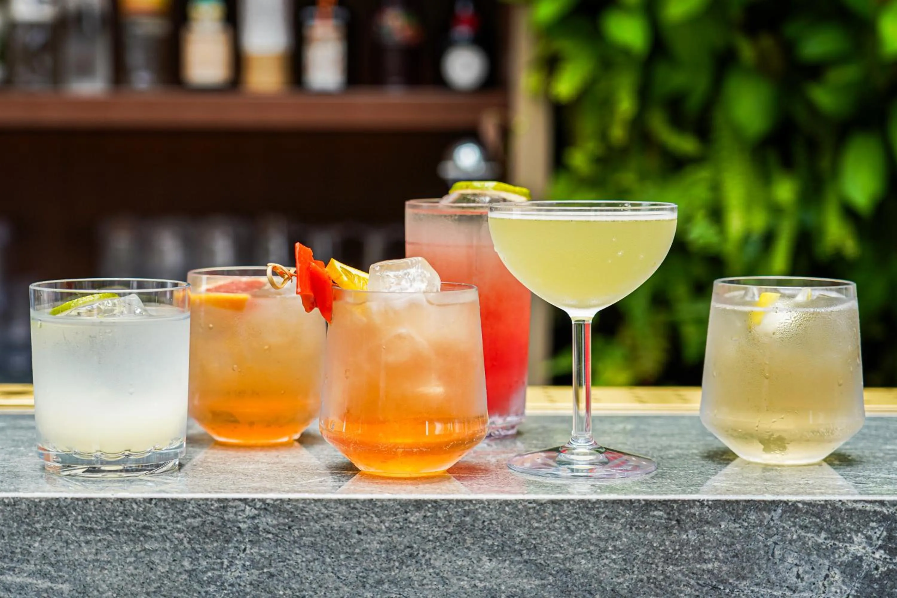 Lounge or bar in The Singapore EDITION