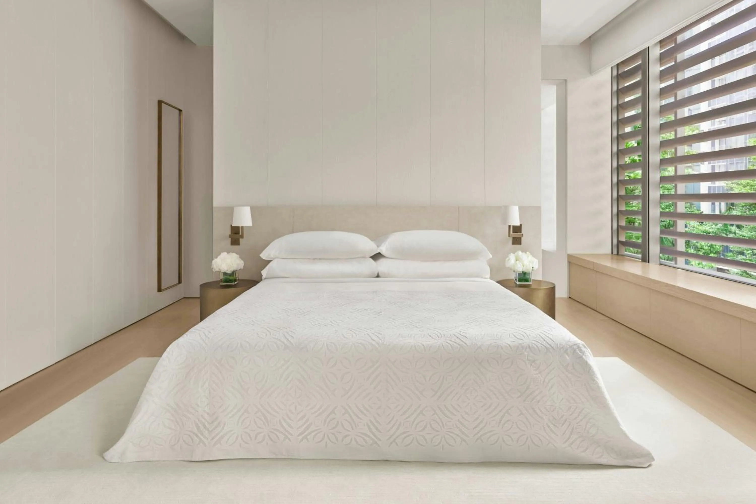 Bedroom, Bed in The Singapore EDITION
