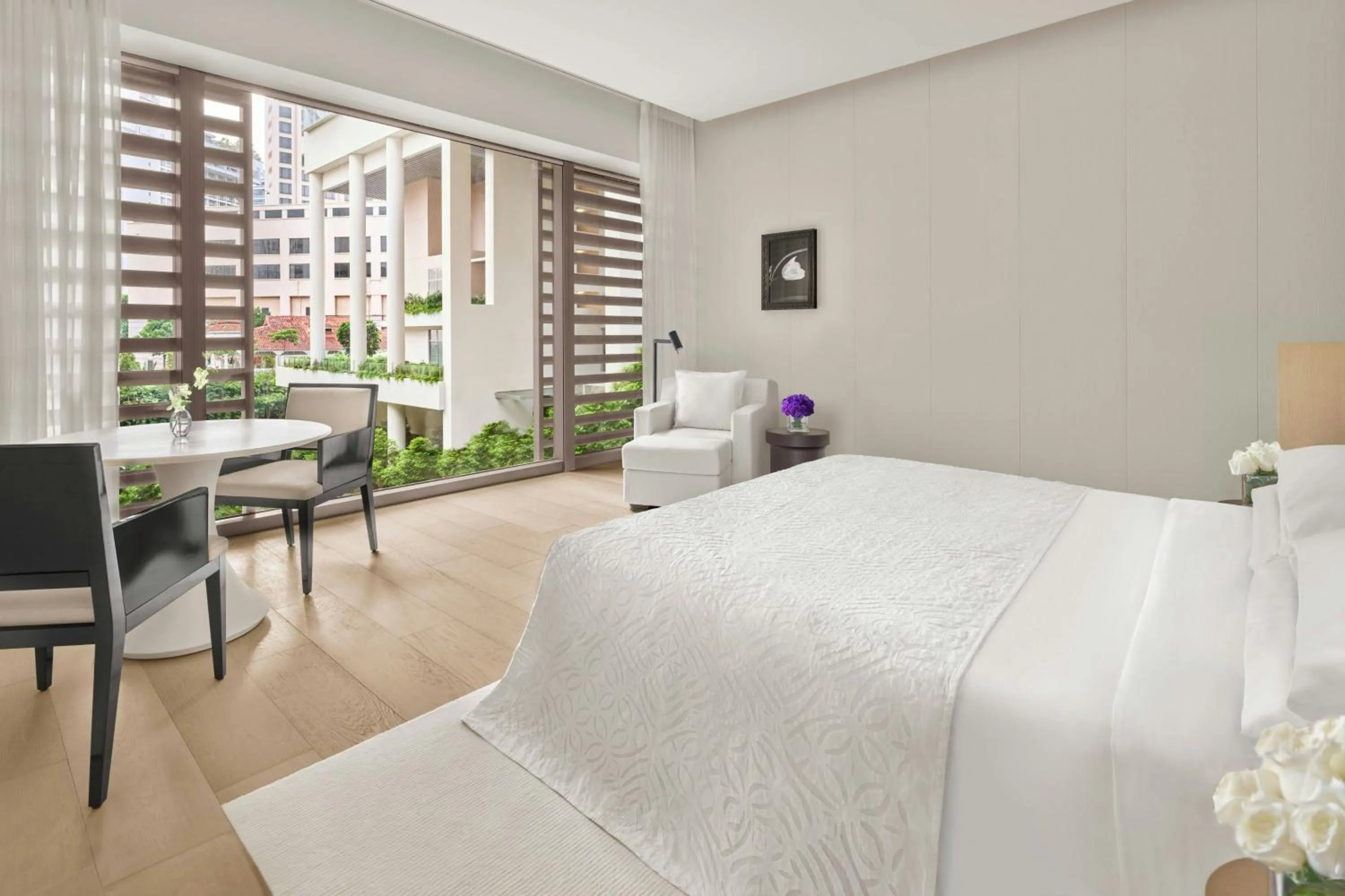 Bedroom, Bed in The Singapore EDITION