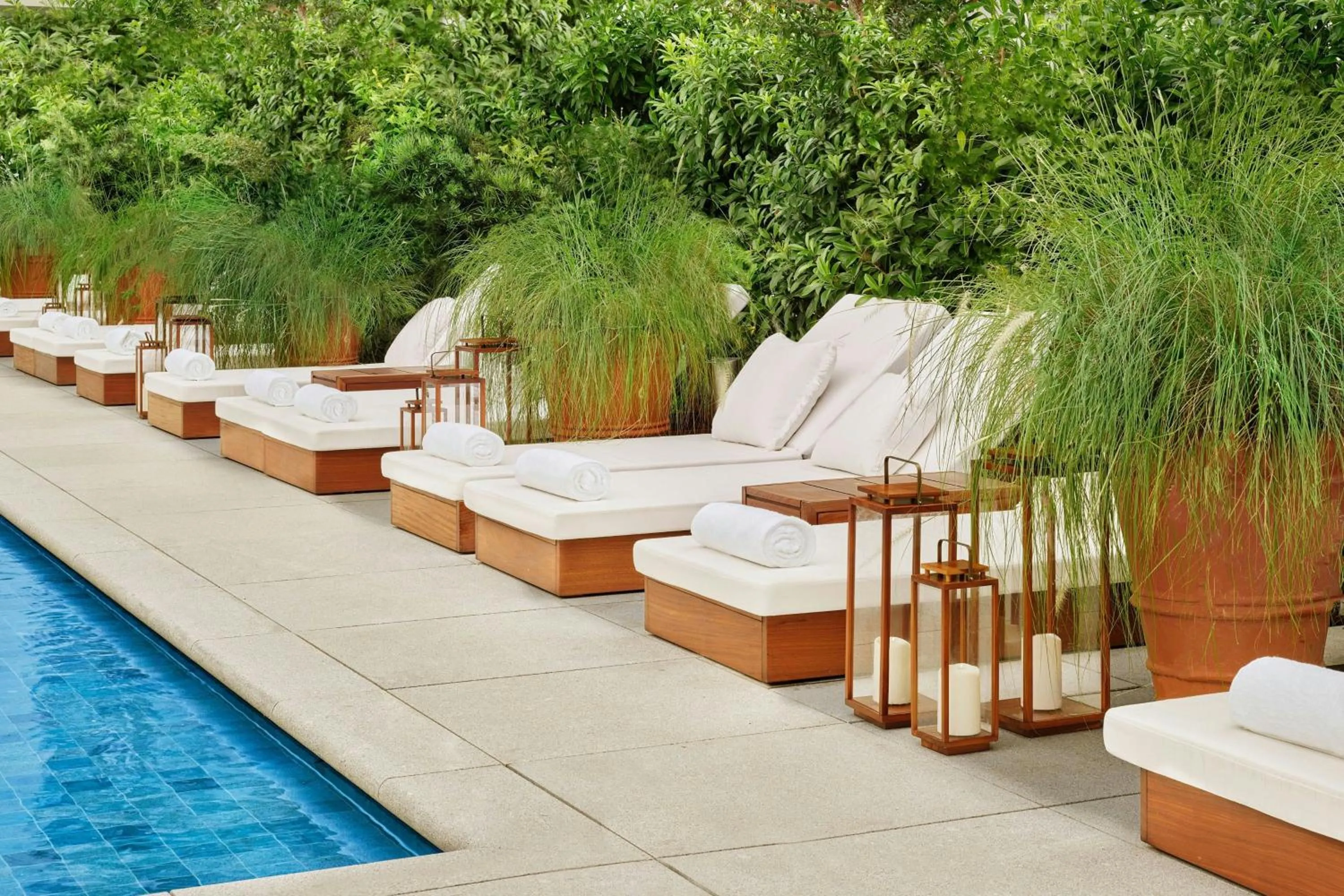 Swimming pool in The Singapore EDITION