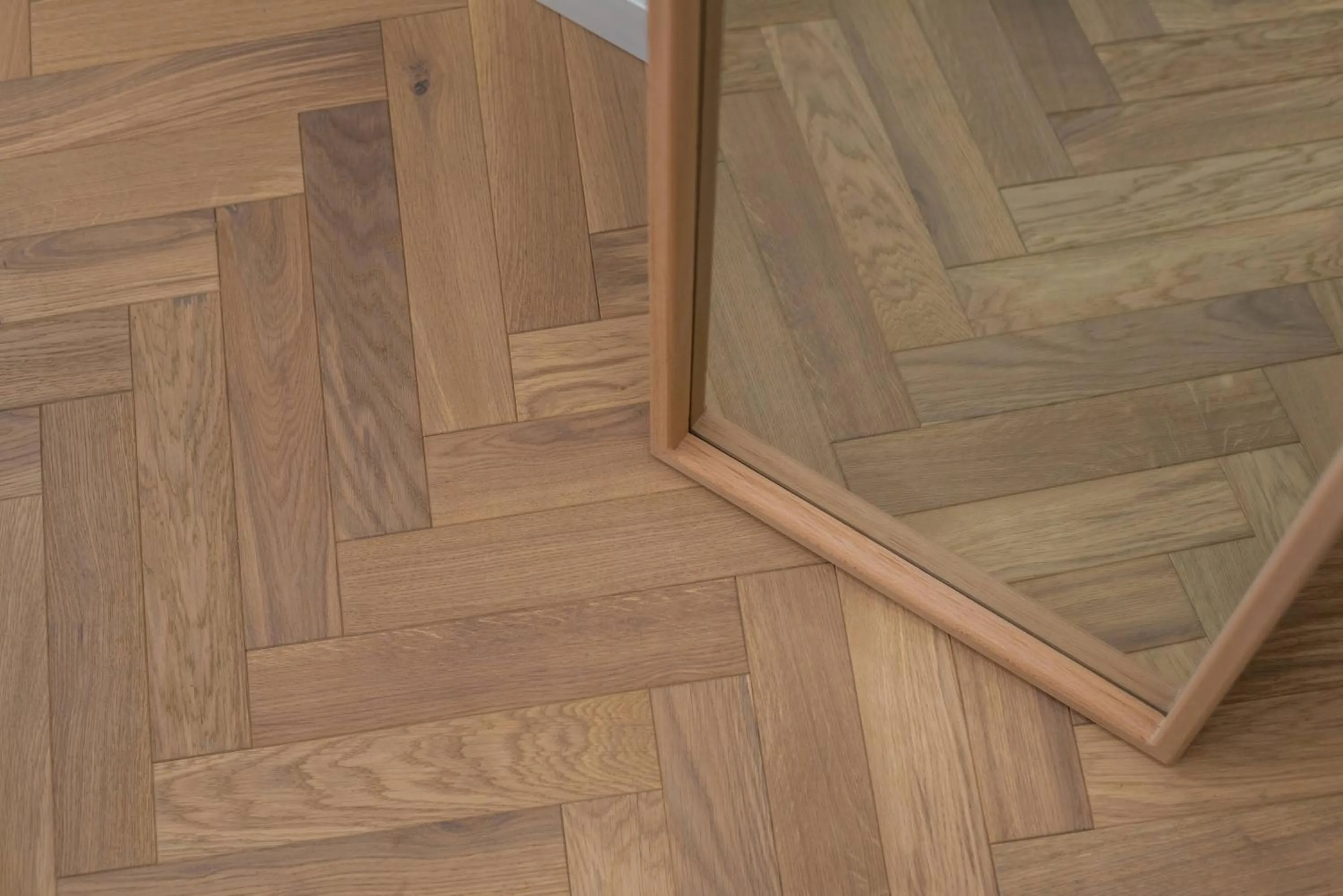 hair dresser in Duomo Collection