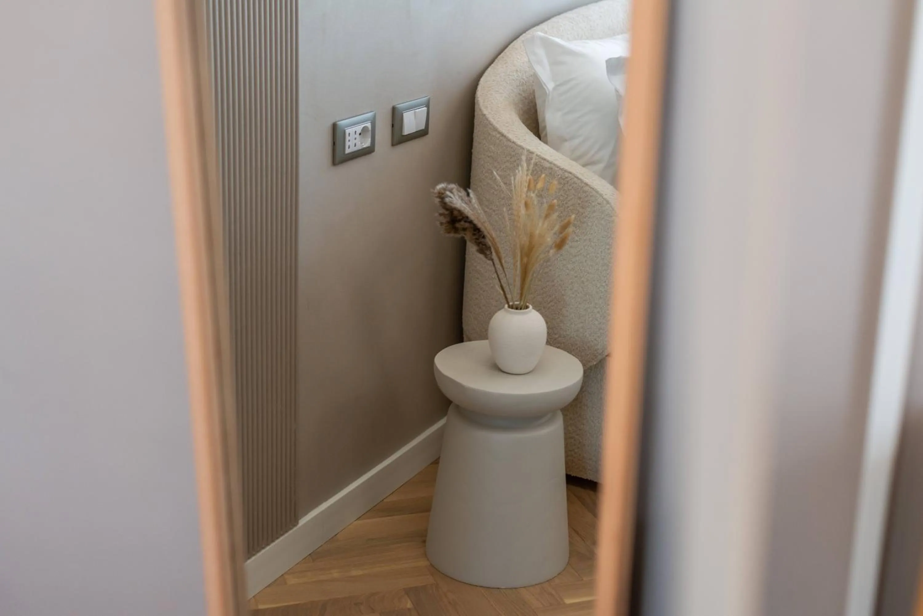 Decorative detail in Duomo Collection