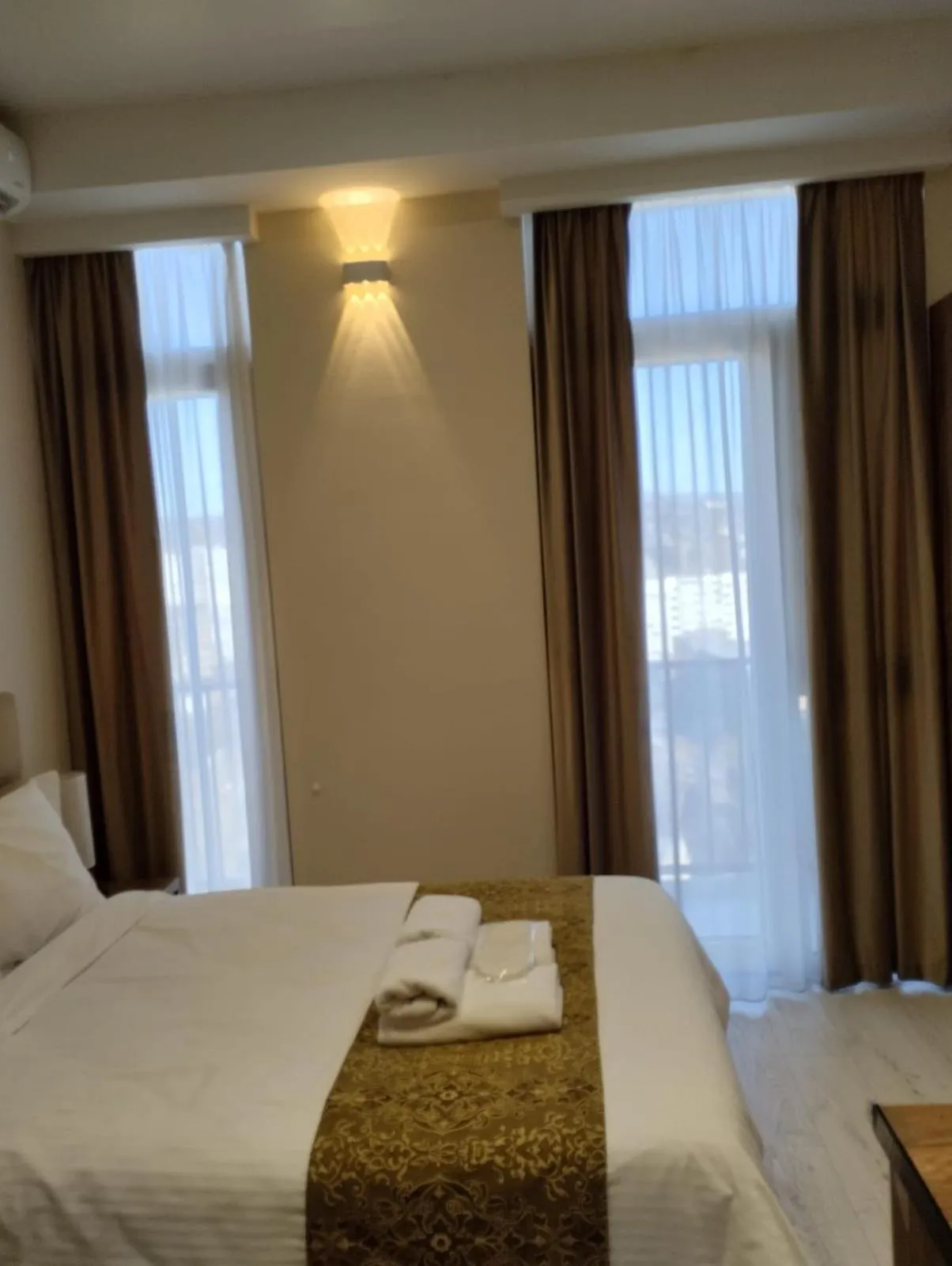 Bed in Sky by the river