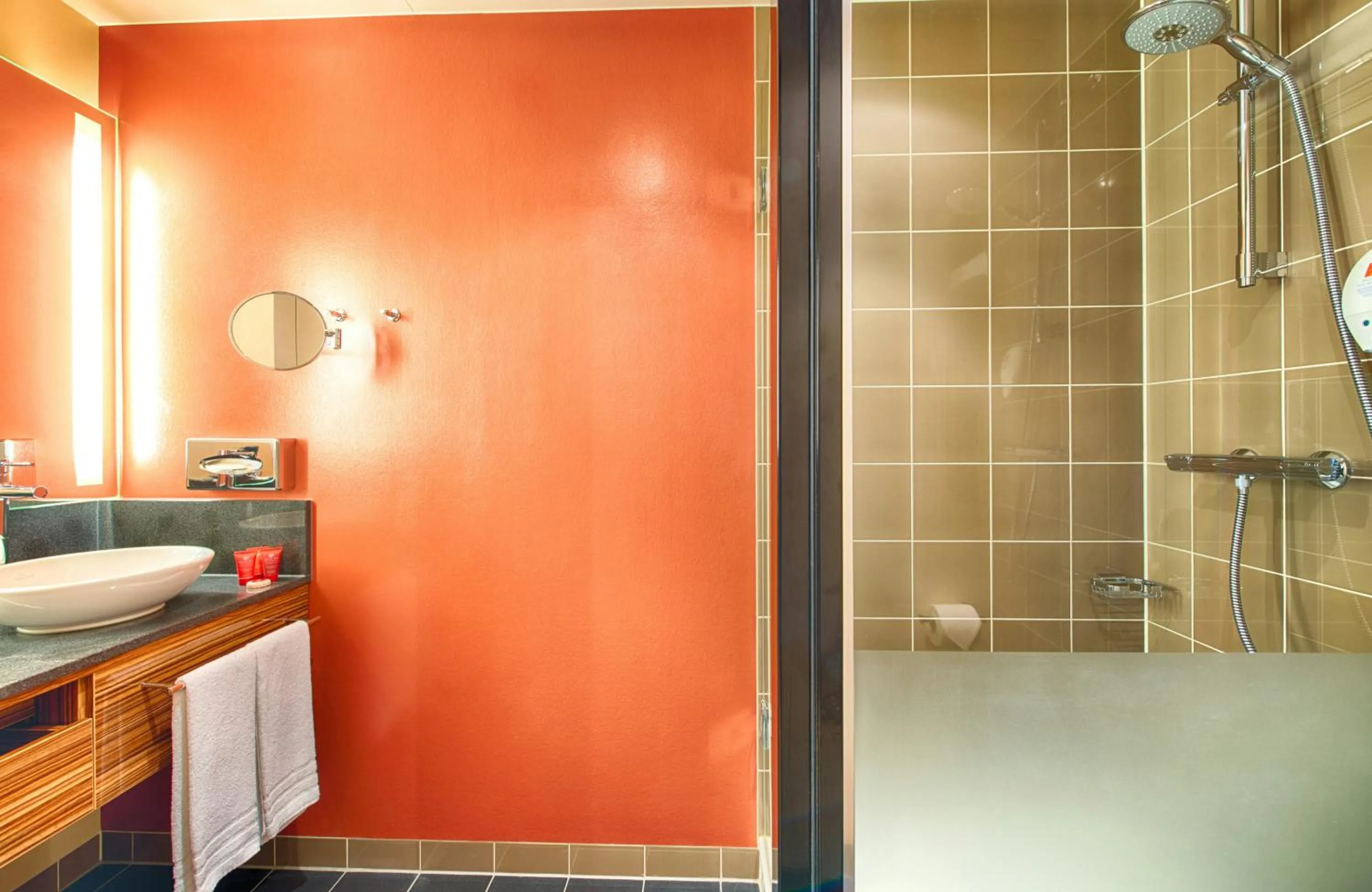 Bathroom in Leonardo Hotel Berlin Mitte