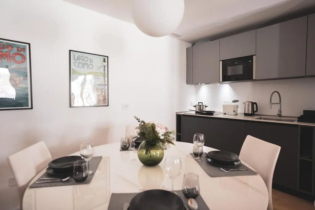Kitchen or kitchenette in Modern Apartment Lungolago di Como
