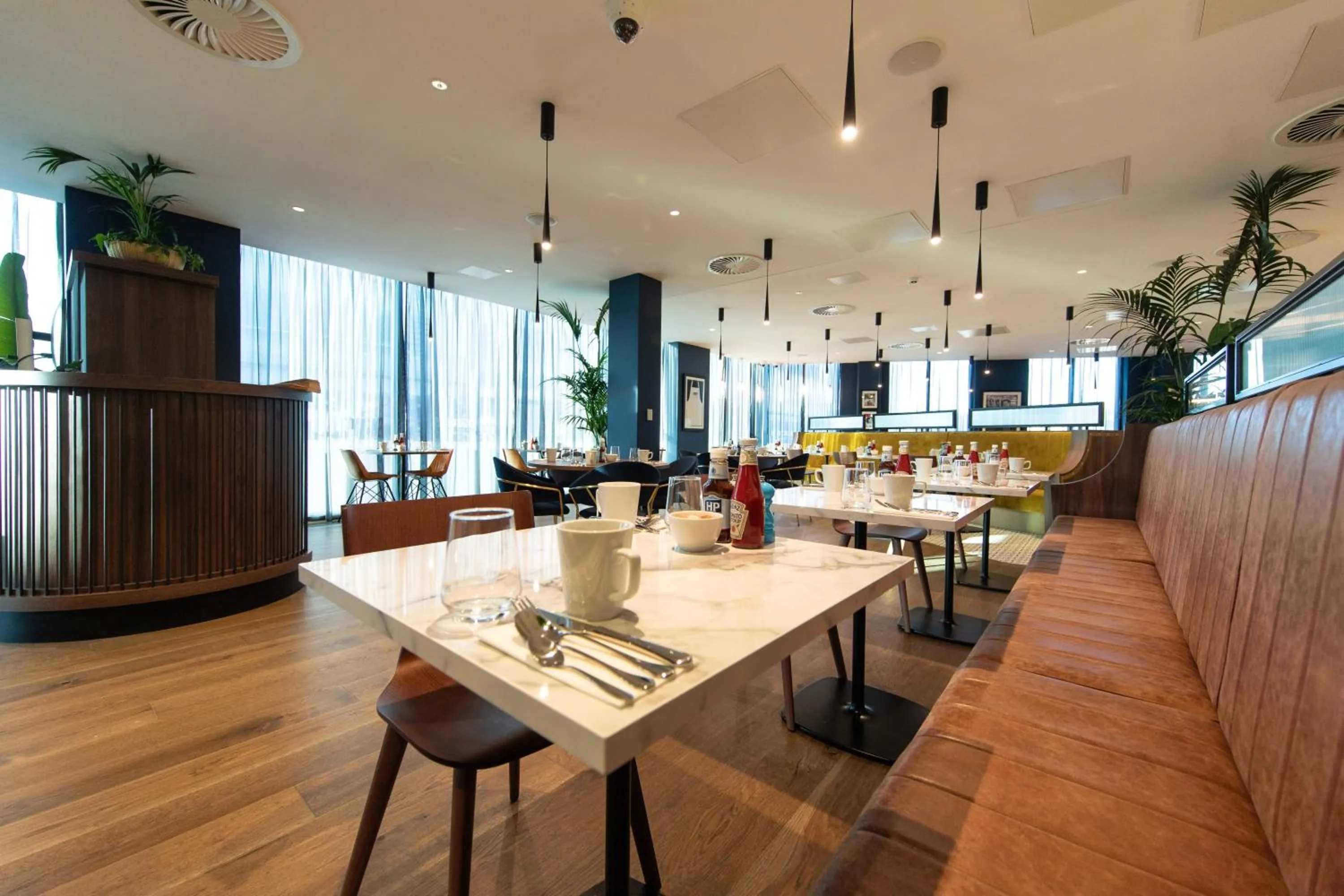 Restaurant/places to eat in Holiday Inn Blackpool by IHG