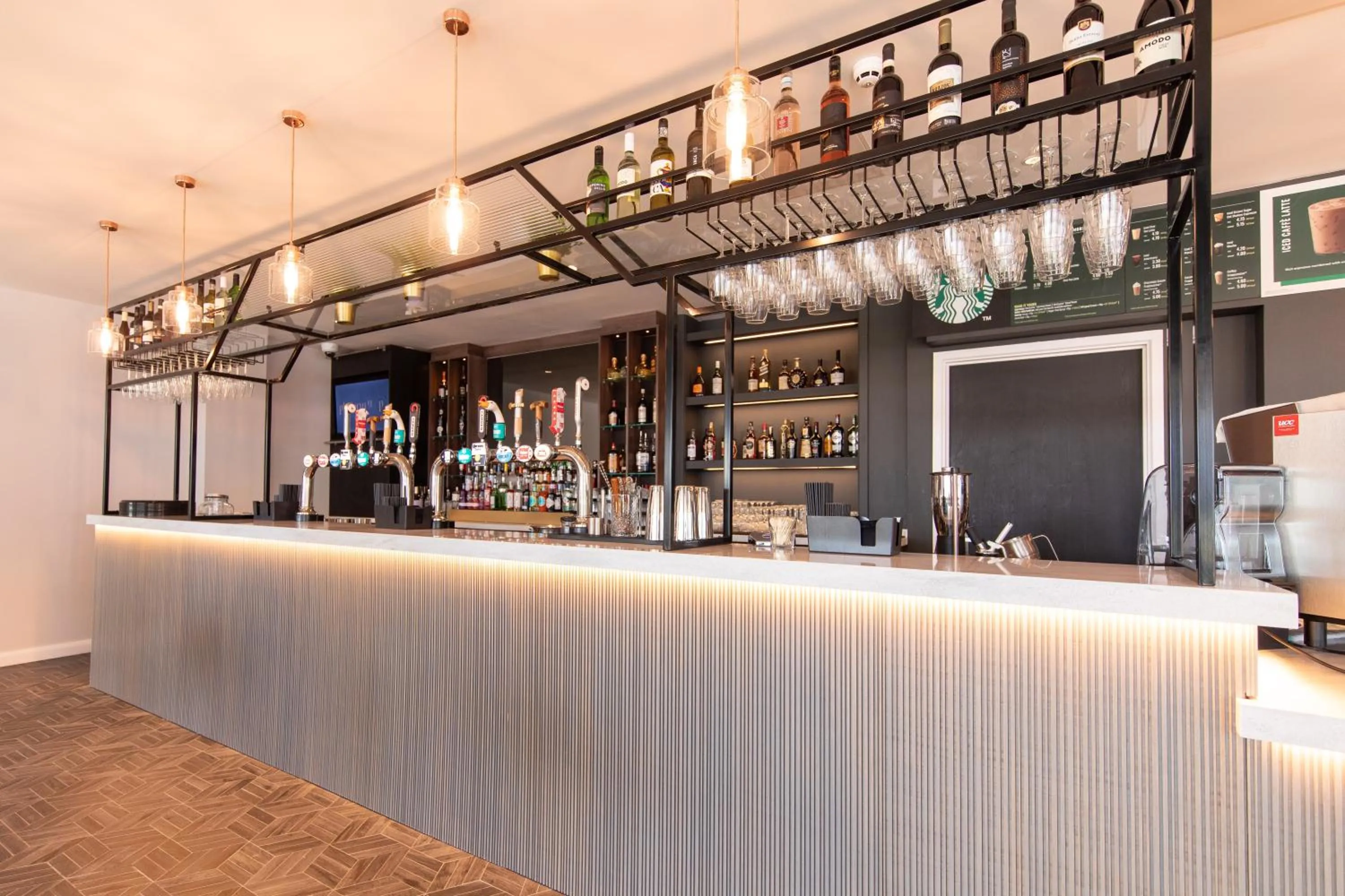 Lounge or bar in Holiday Inn Blackpool by IHG