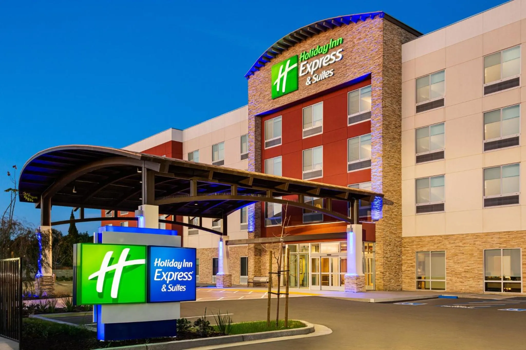Property building in Holiday Inn Express & Suites Hayward - Castro Valley by IHG