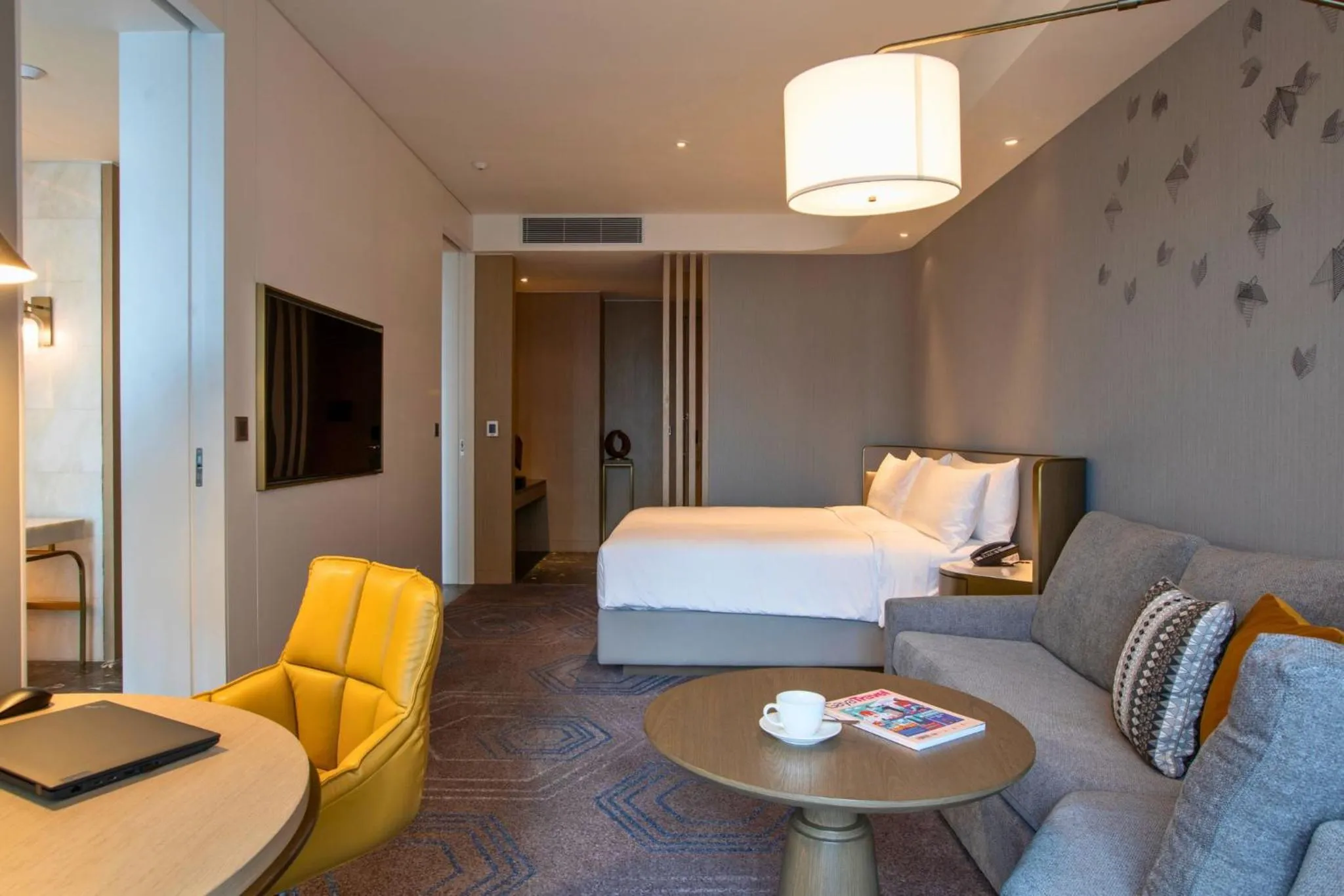 Seating area, Bed in Crowne Plaza Kuala Lumpur City Centre by IHG