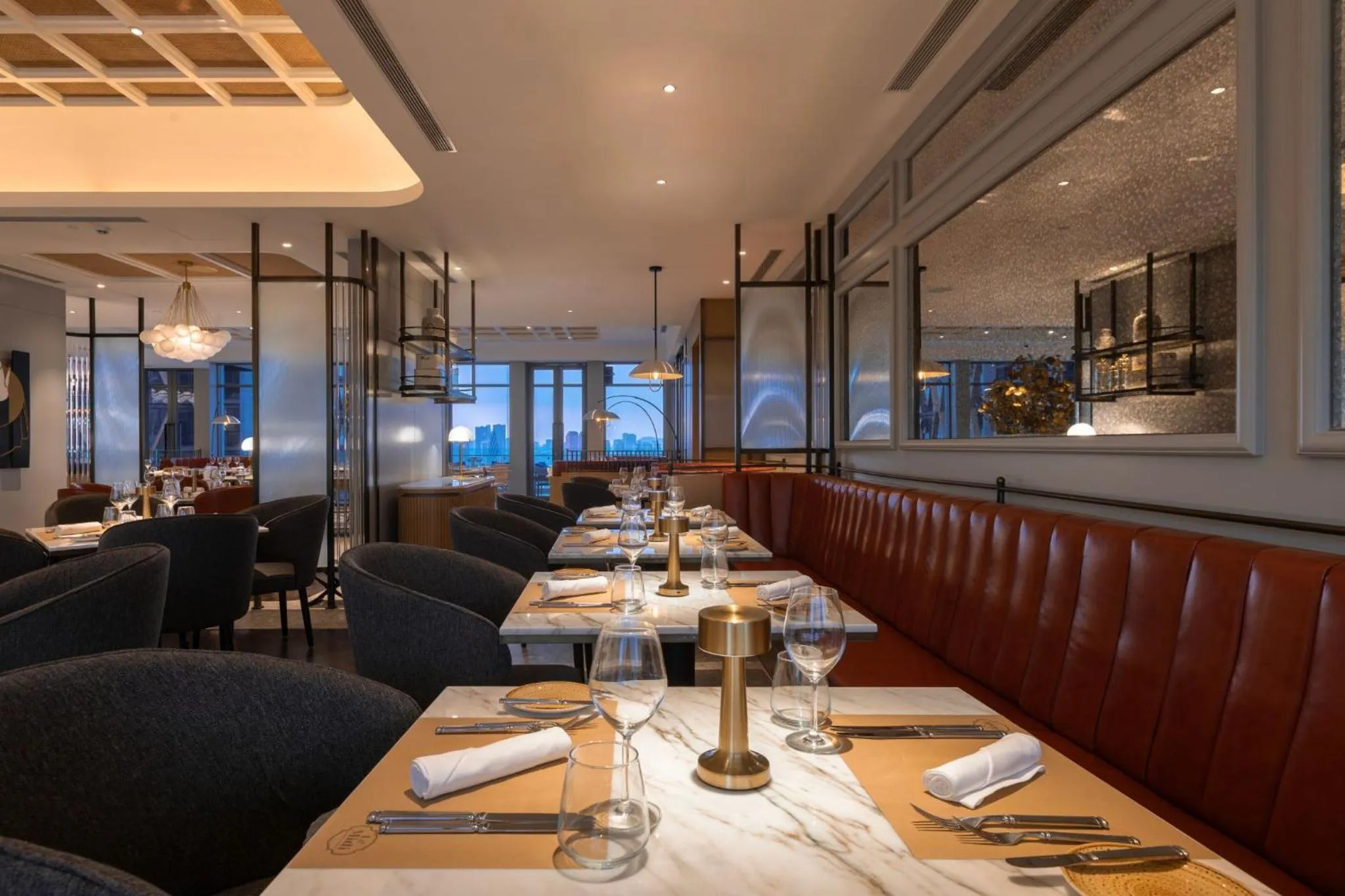 Restaurant/places to eat in Crowne Plaza Kuala Lumpur City Centre by IHG