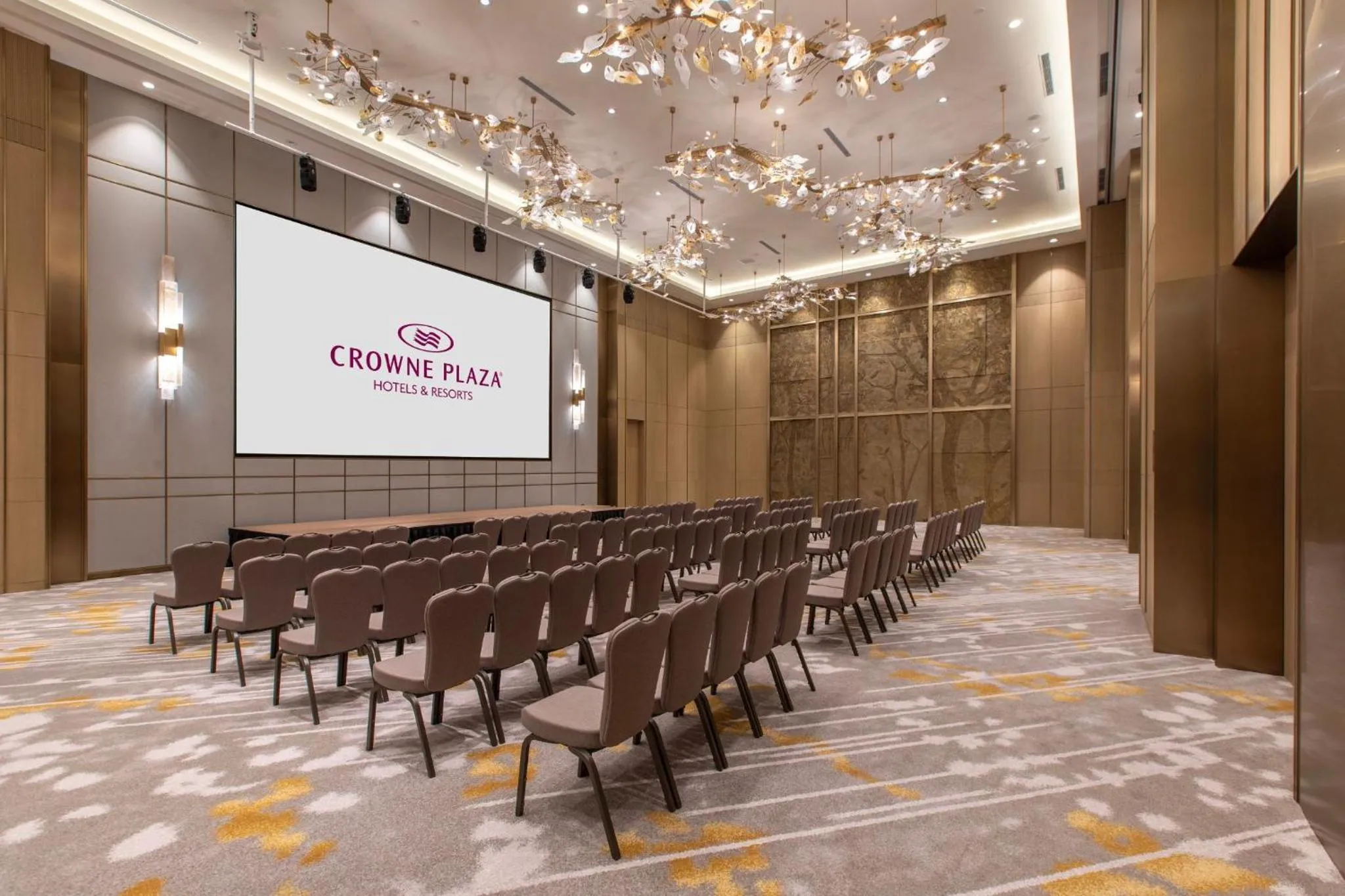 Meeting/conference room in Crowne Plaza Kuala Lumpur City Centre by IHG