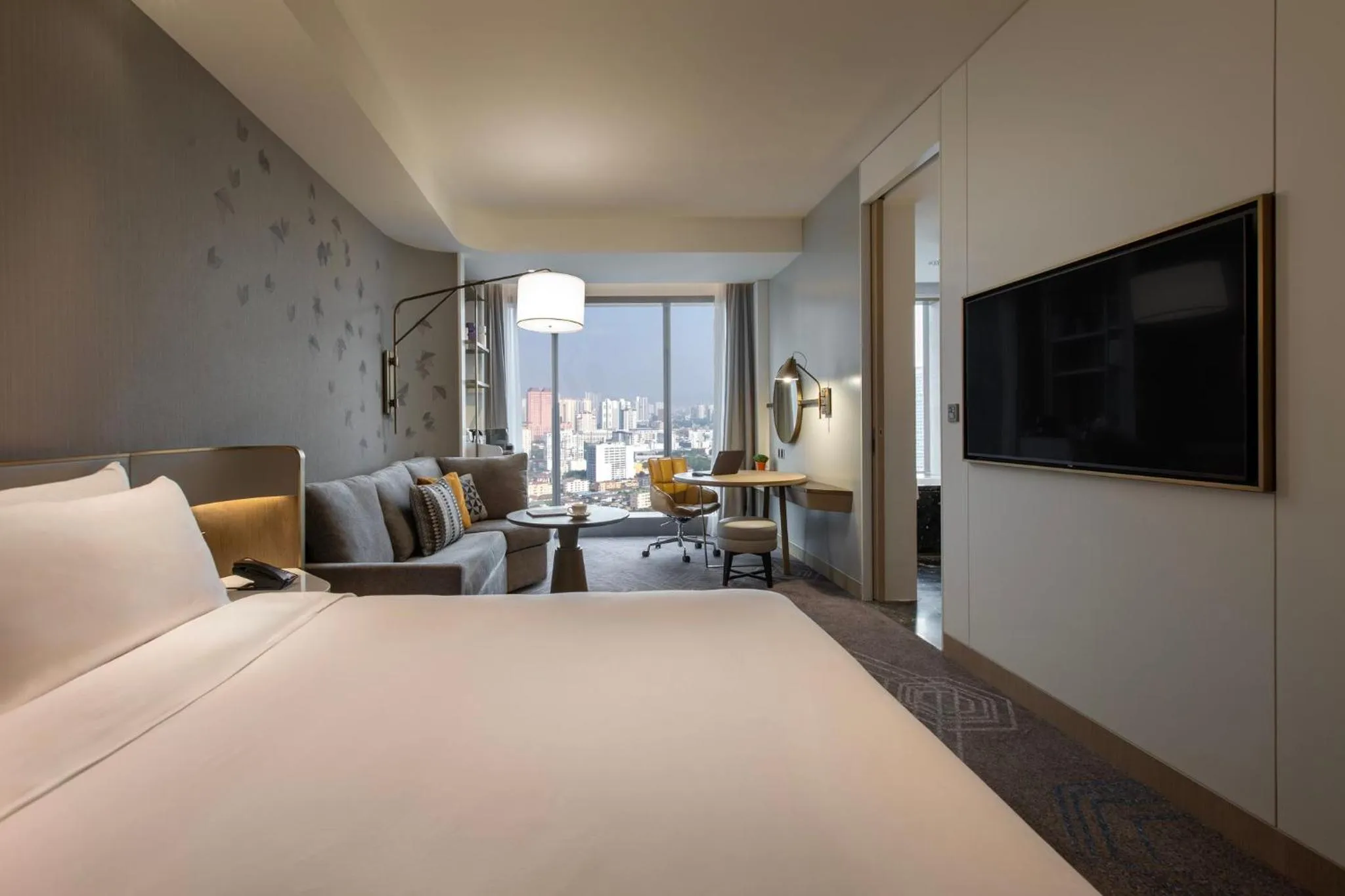 Photo of the whole room, Bed in Crowne Plaza Kuala Lumpur City Centre by IHG