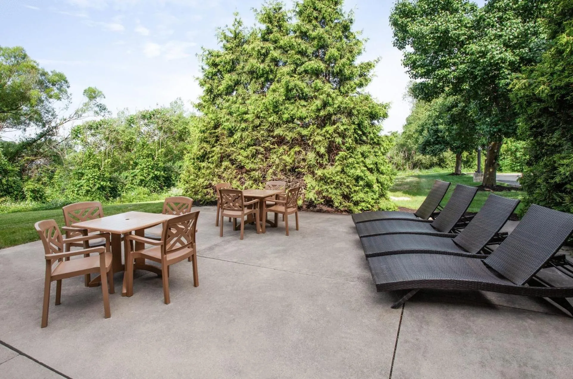 Patio in Holiday Inn Express Fremont by IHG