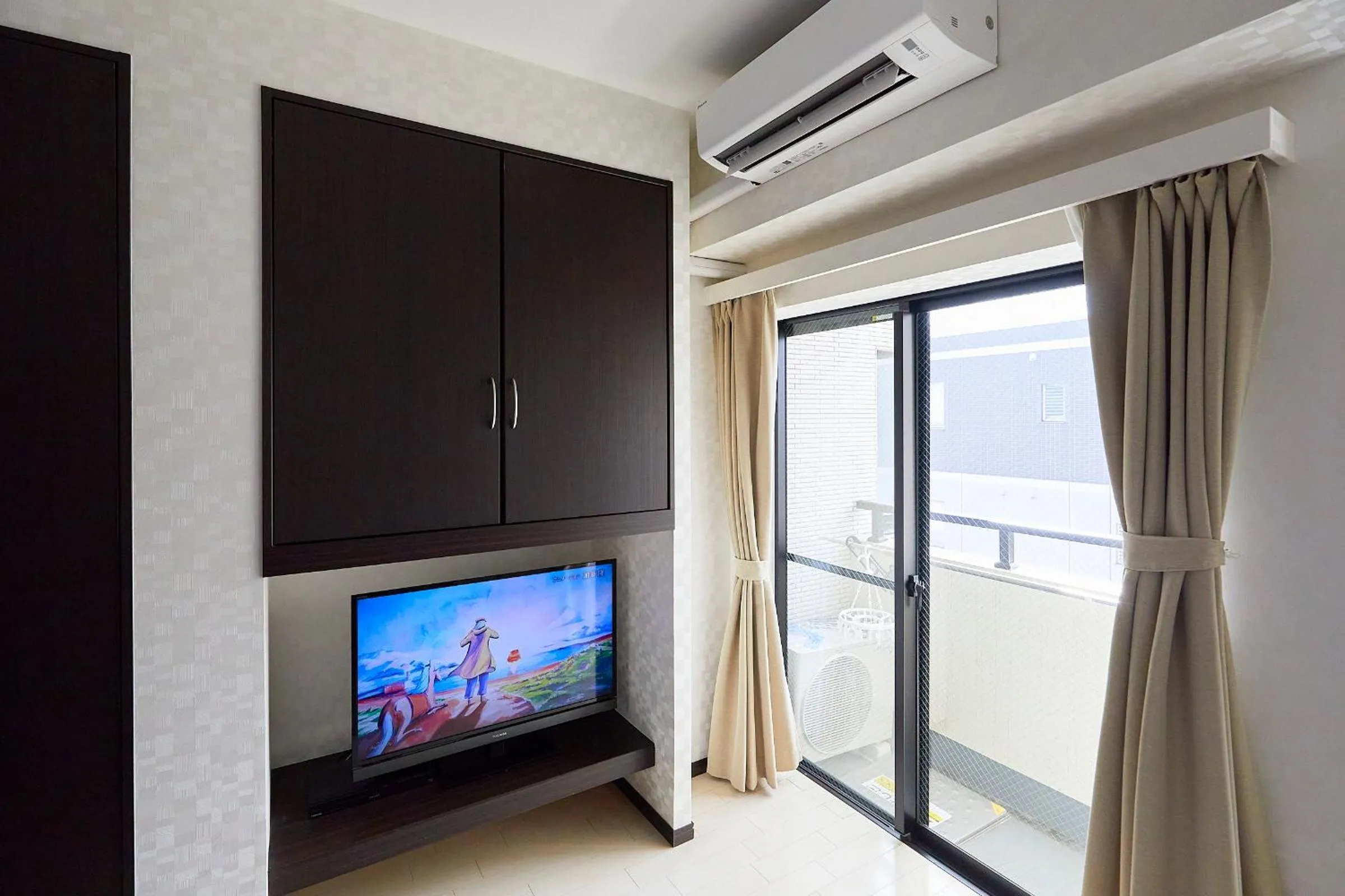 TV and multimedia in 錦系町天空樹景觀飯店 Skytree View Kinshicho - crib free