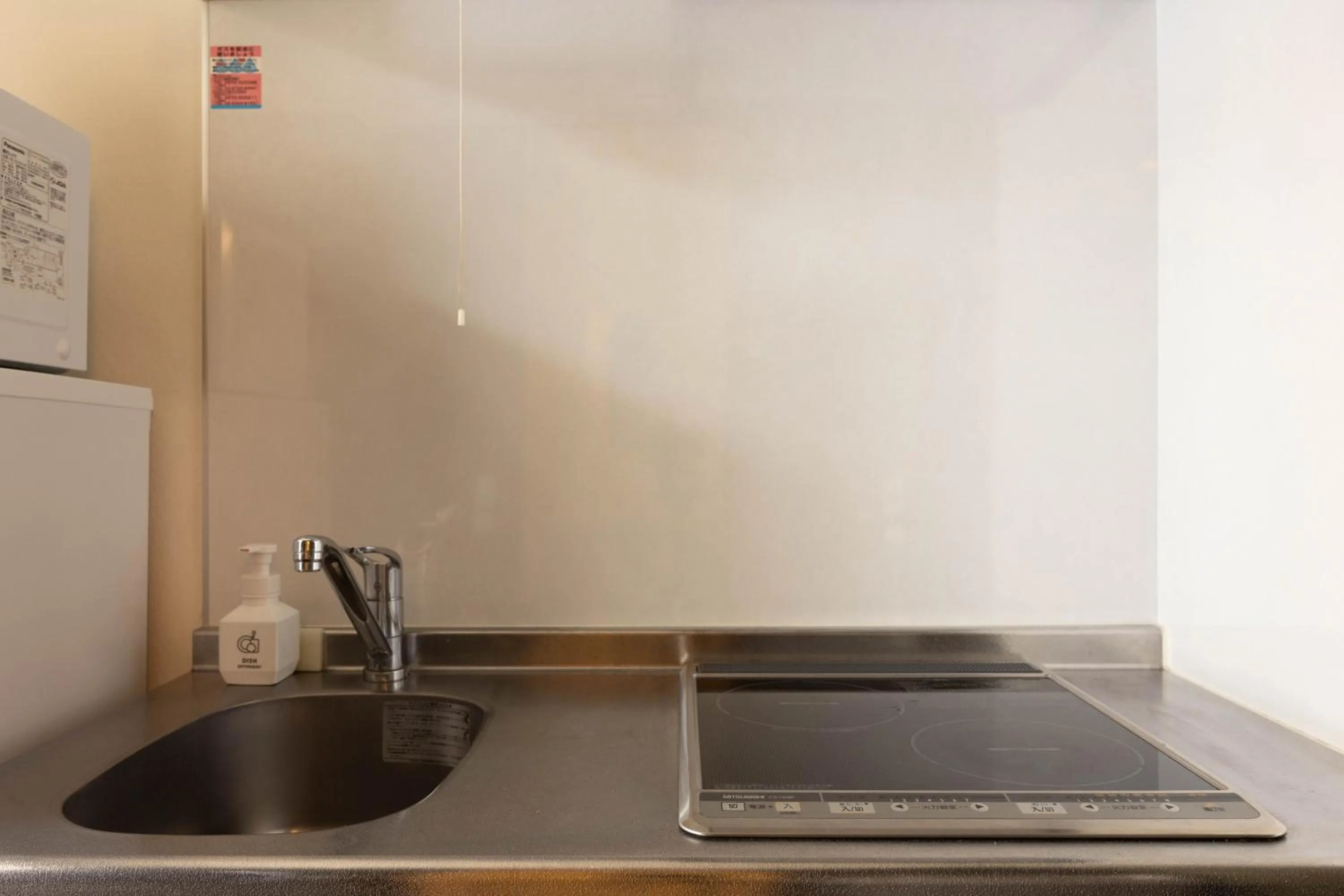 Kitchen or kitchenette in 錦系町天空樹景觀飯店 Skytree View Kinshicho - crib free