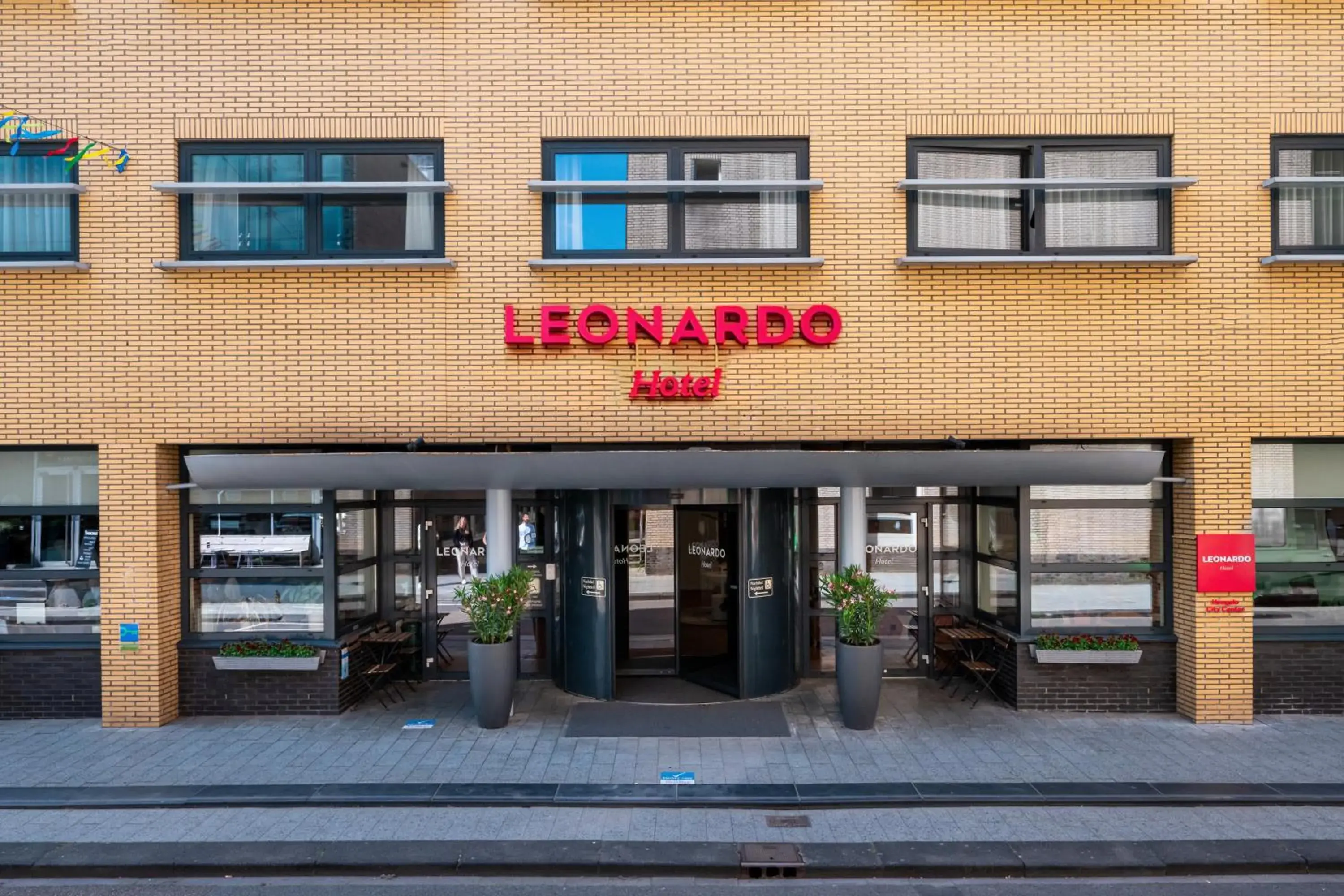 Leonardo Hotel Hengelo City Center Leonardo Hotel Hengelo City Center