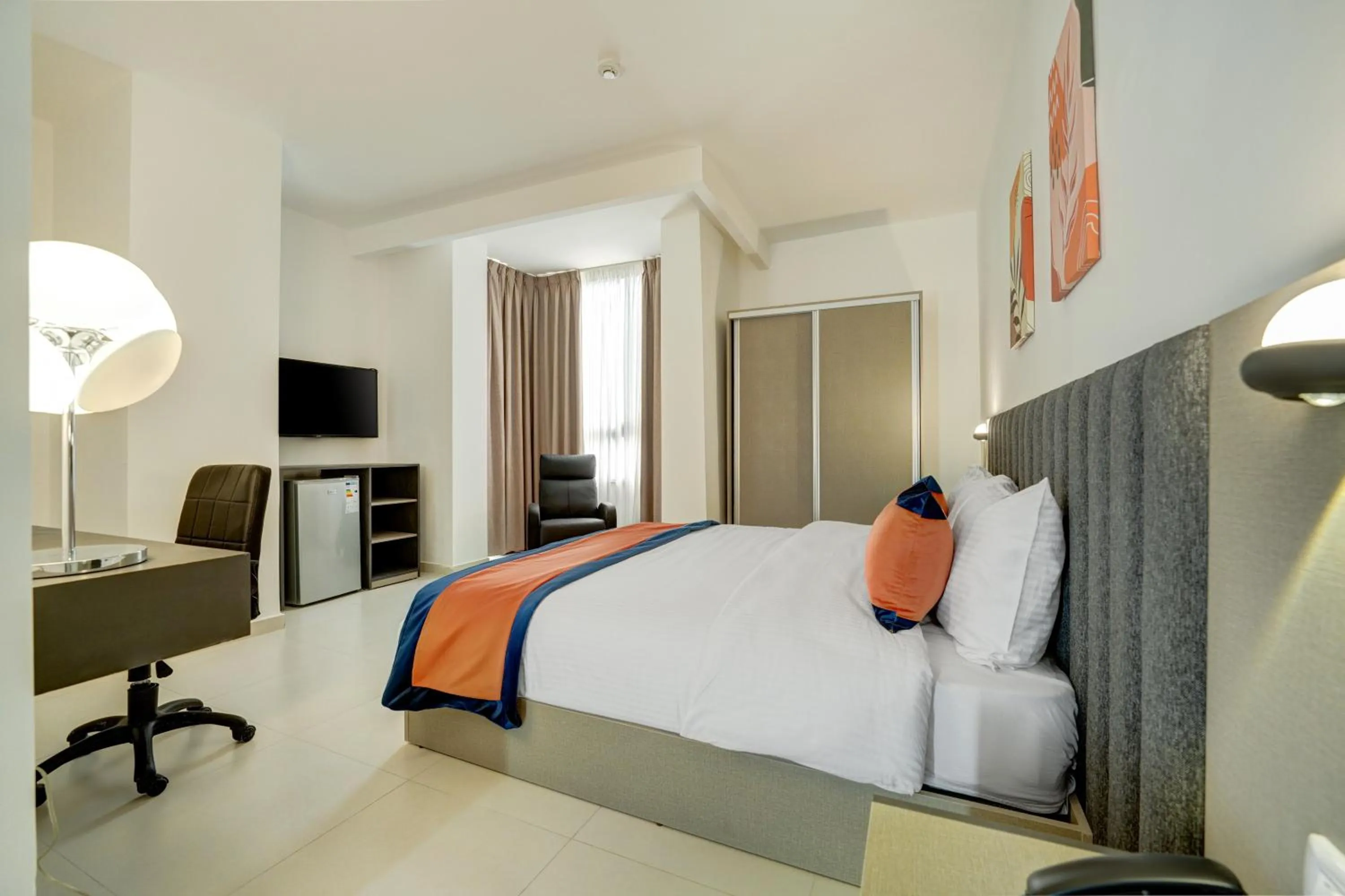 TV and multimedia, Bed in The Loft hotel By FHM