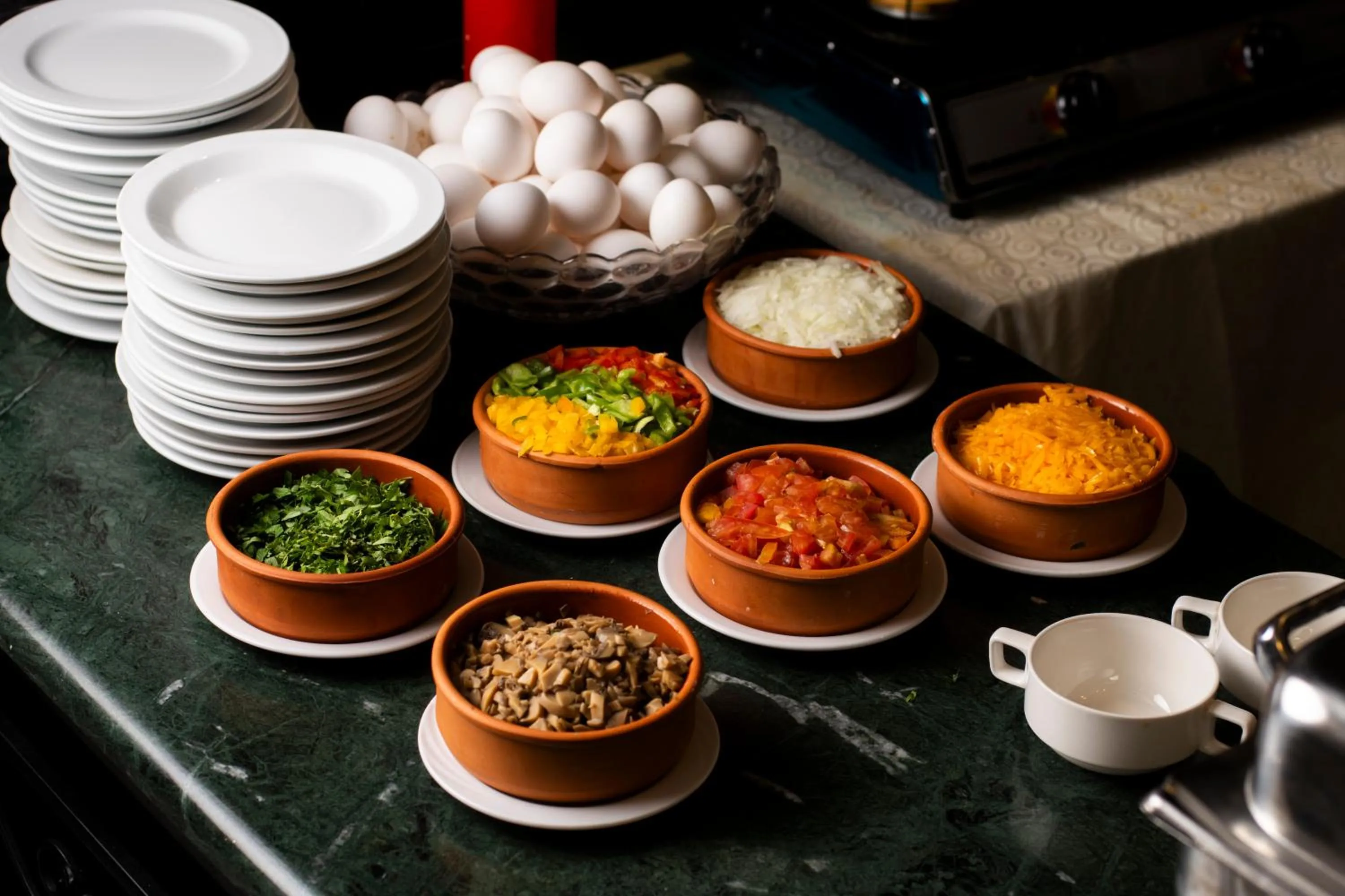 Restaurant/places to eat in The Loft hotel By FHM