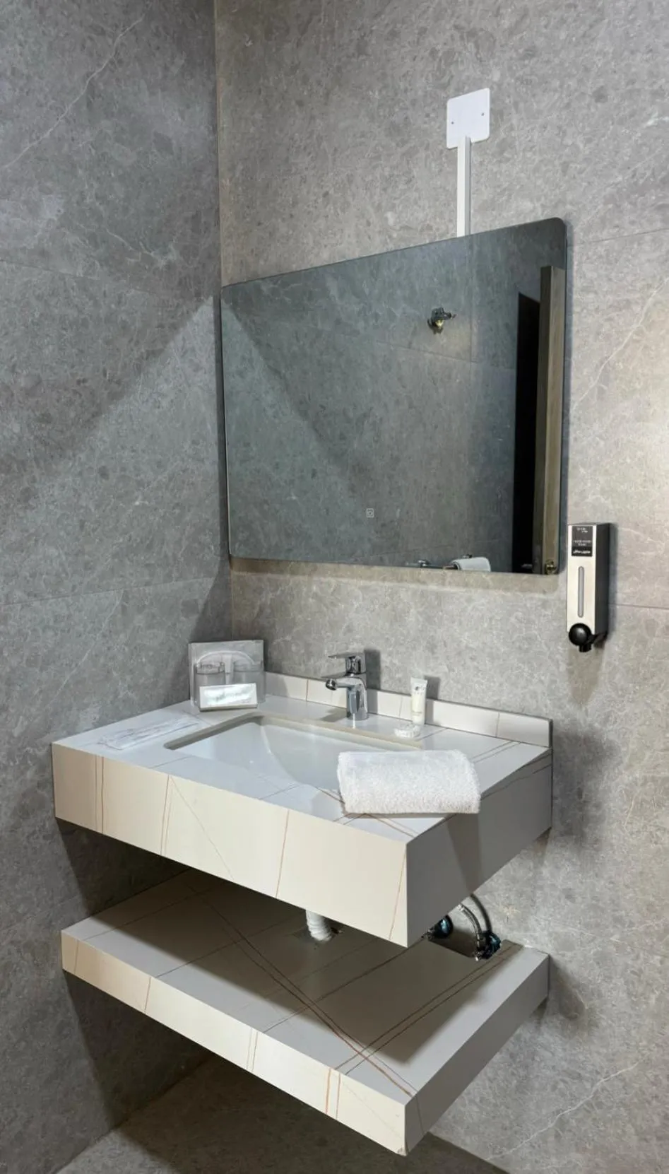 Bathroom in The Loft hotel By FHM