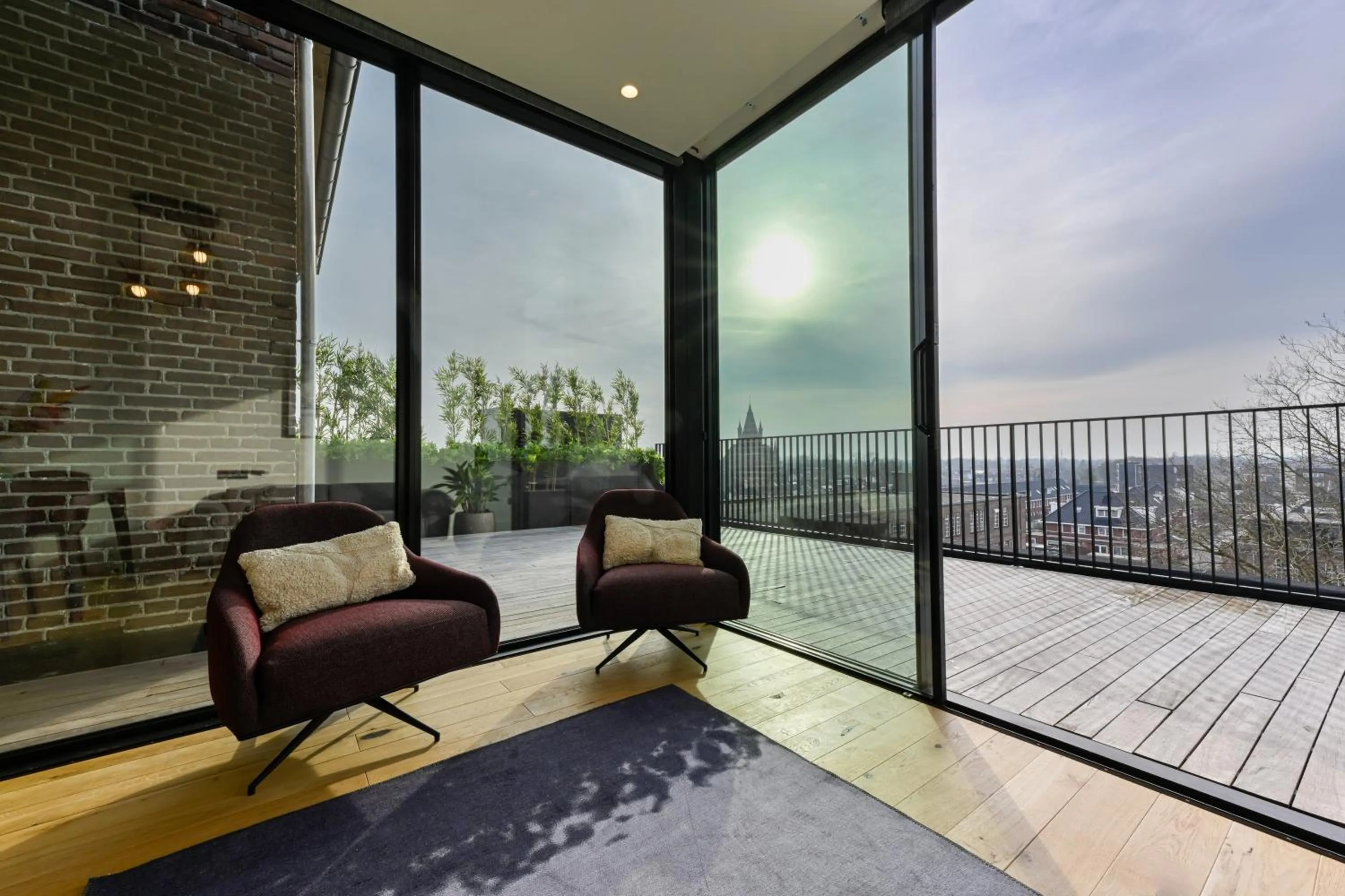 12A, Luxury & Unique, Cinema, Terrace, Stunning View, Central Location!