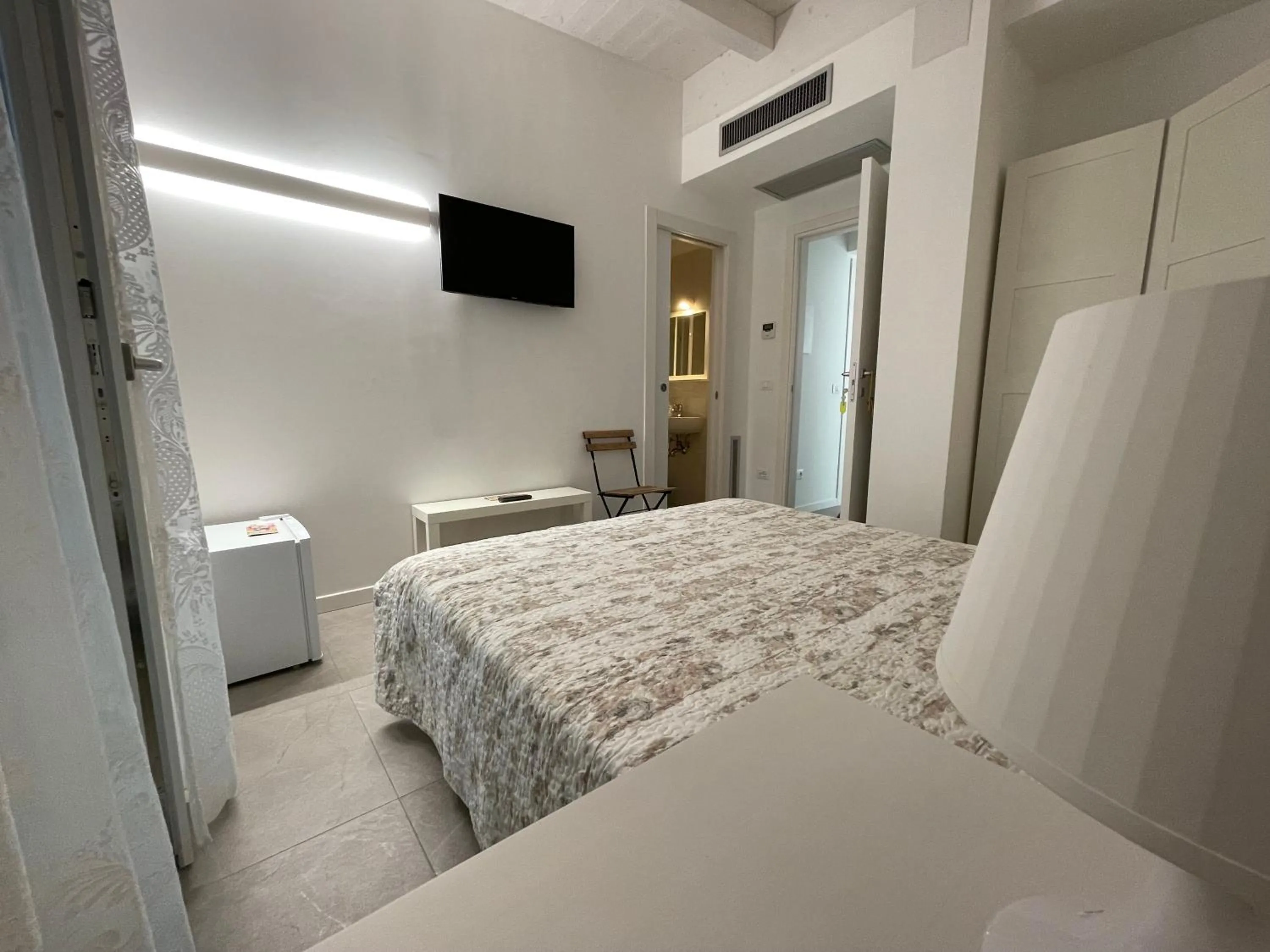 Bed in Azzurramare Bed & Breakfast