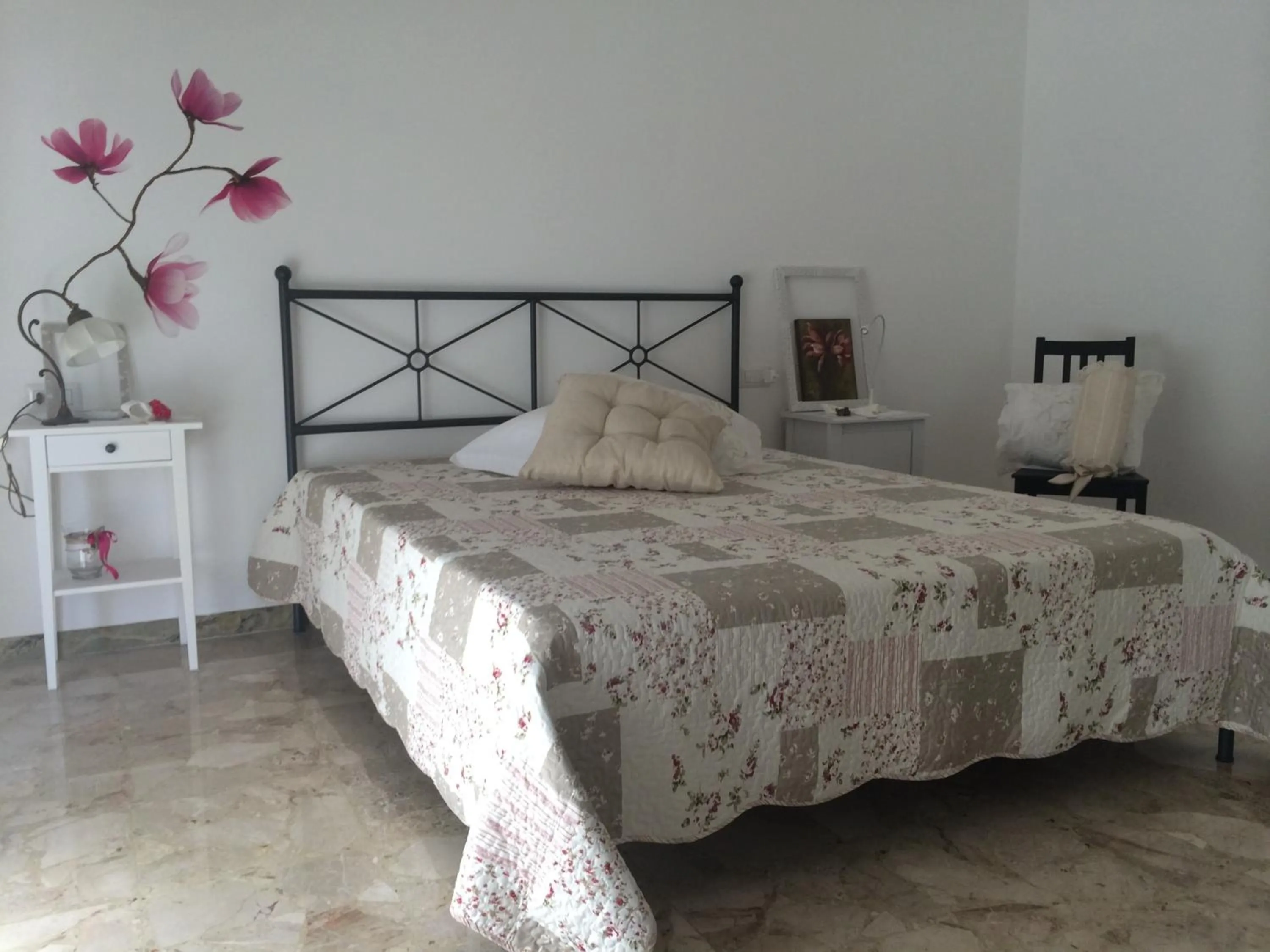 Bed in Azzurramare Bed & Breakfast