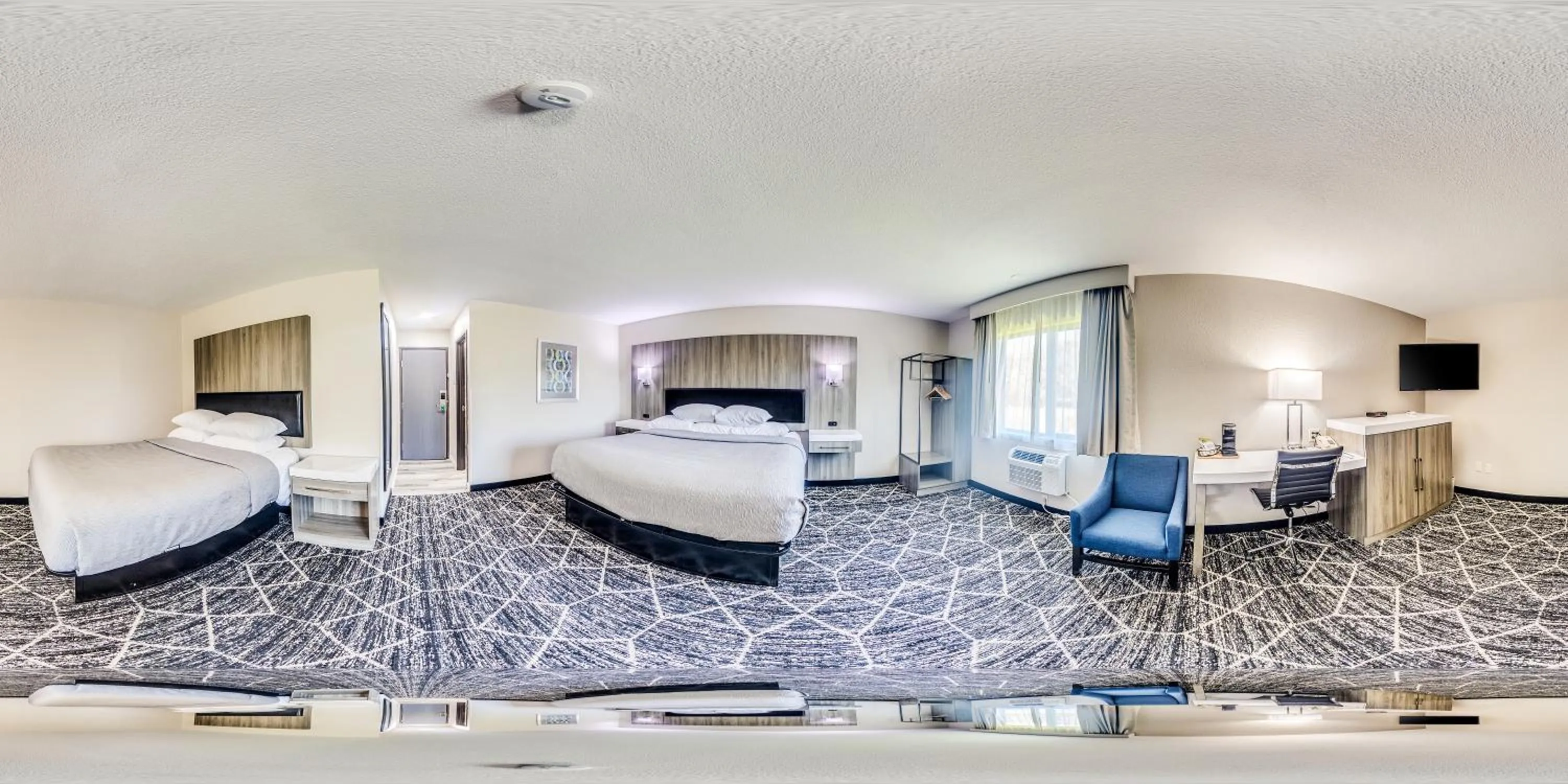 Photo of the whole room in Quality Inn Oskaloosa