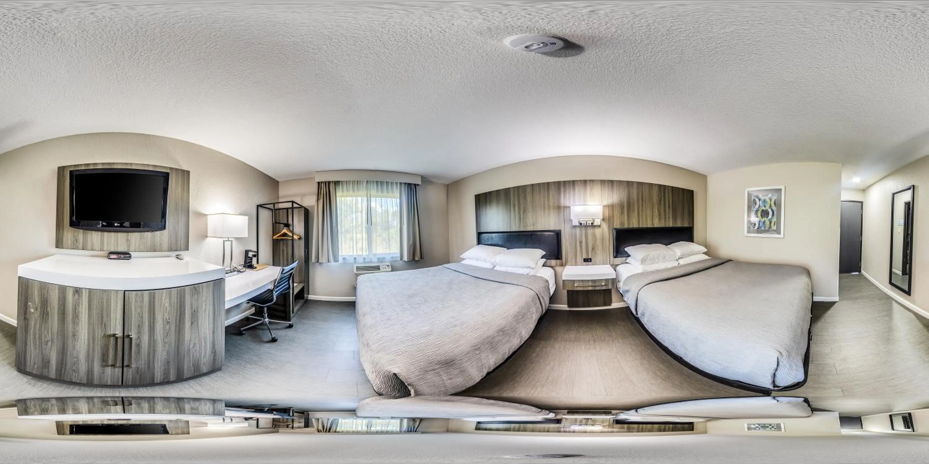 Photo of the whole room, Bed in Quality Inn Oskaloosa