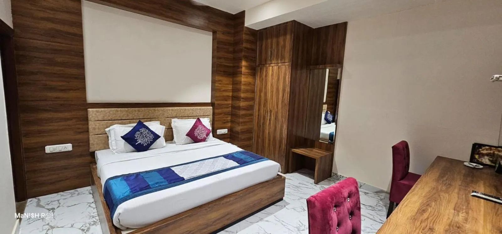 Bed in HOTEL SILVER STONE