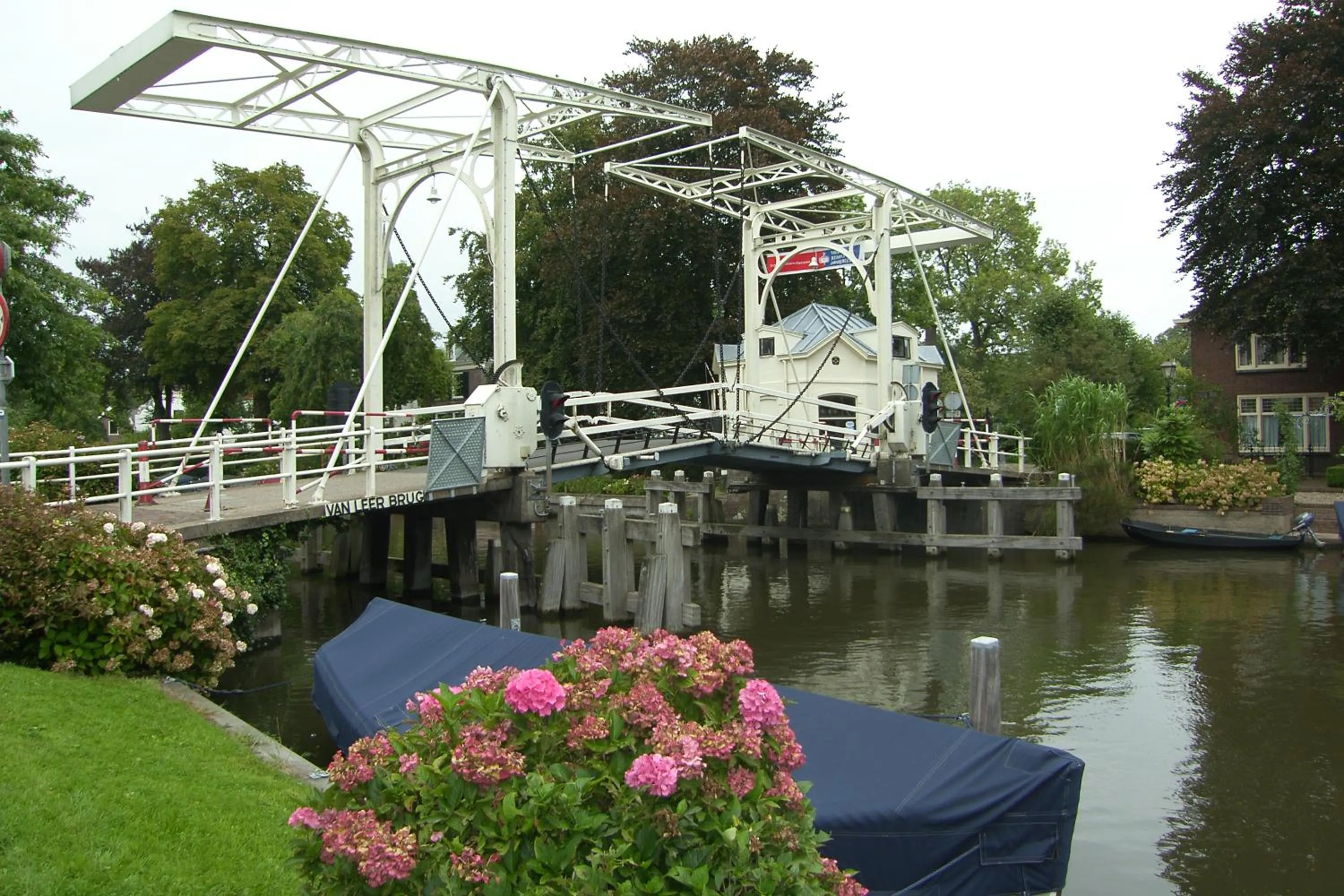 Spring in De Nederlanden, Restaurant & Boutique Hotel