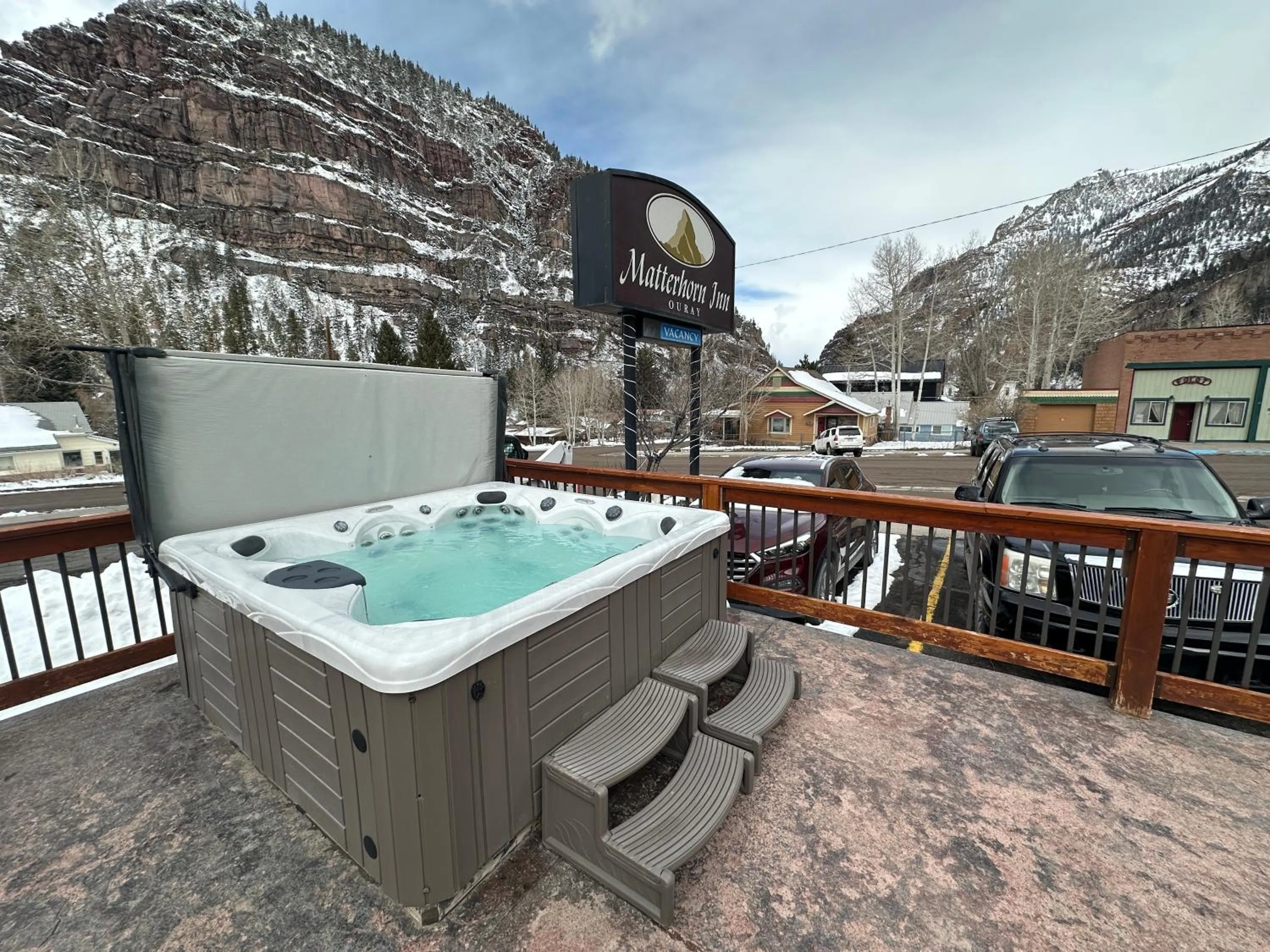 Hot Tub in Matterhorn Inn Ouray