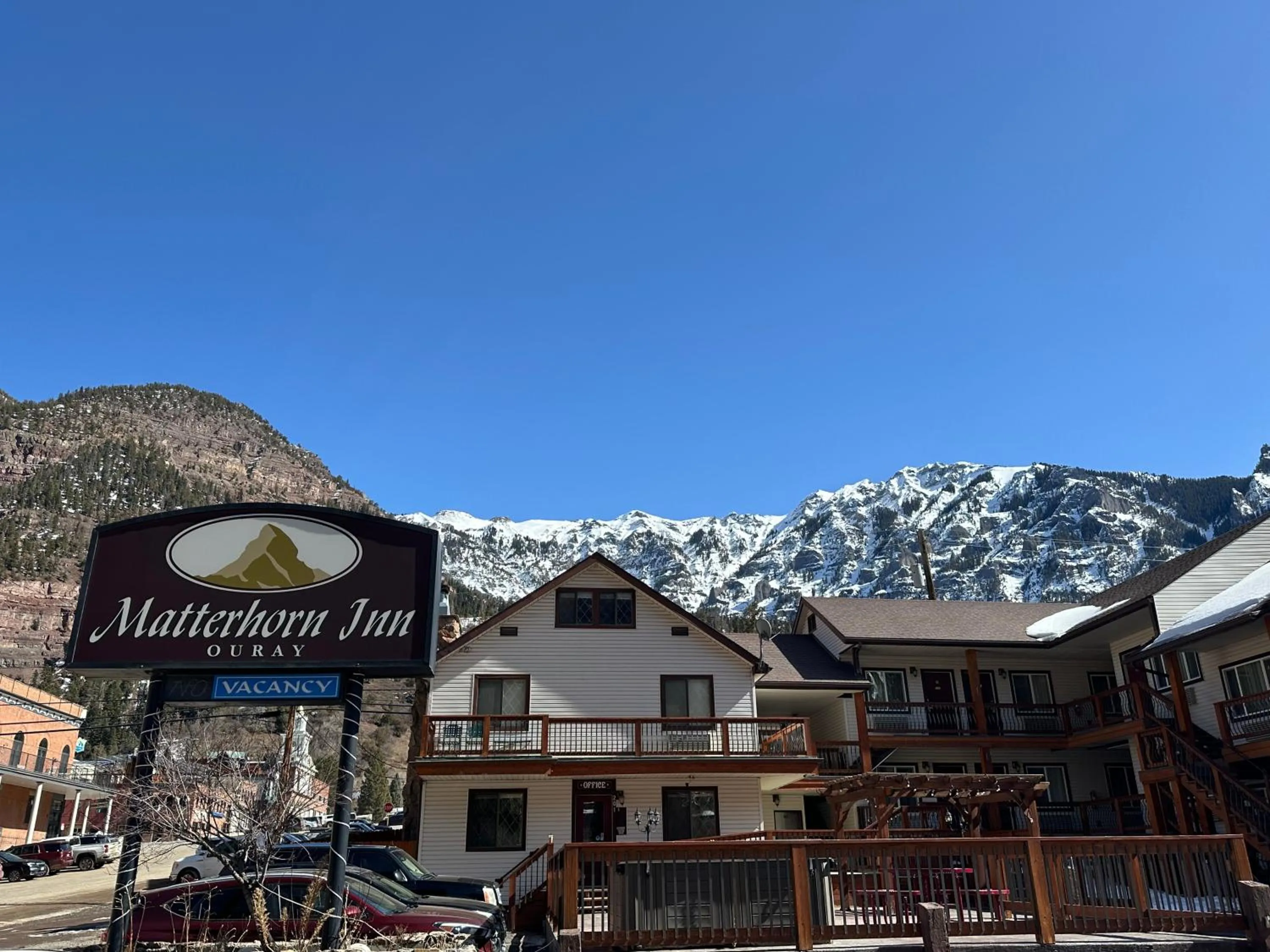 Property building in Matterhorn Inn Ouray