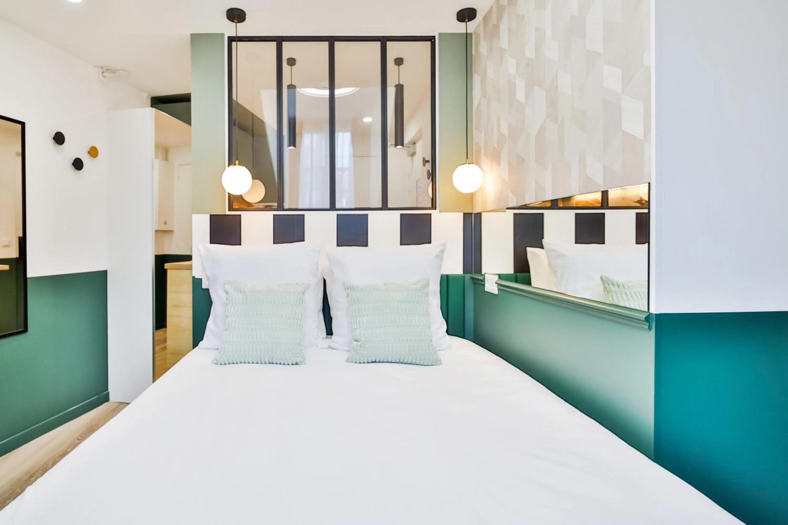 Bed in WS Louvre - Casanova