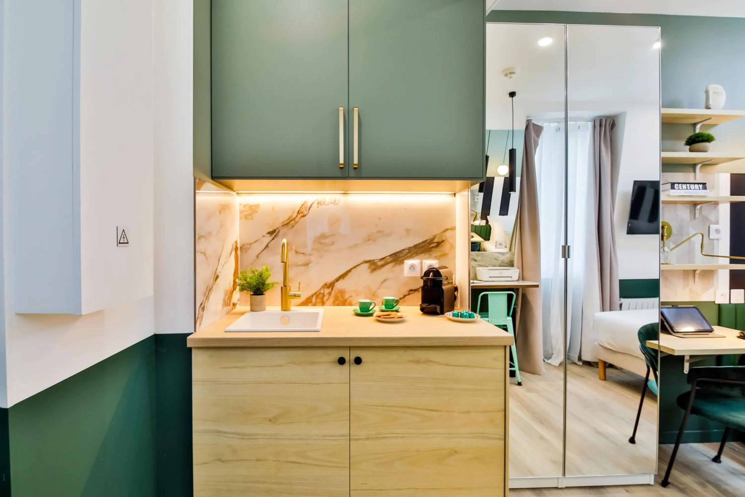 Kitchen or kitchenette in WS Louvre - Casanova