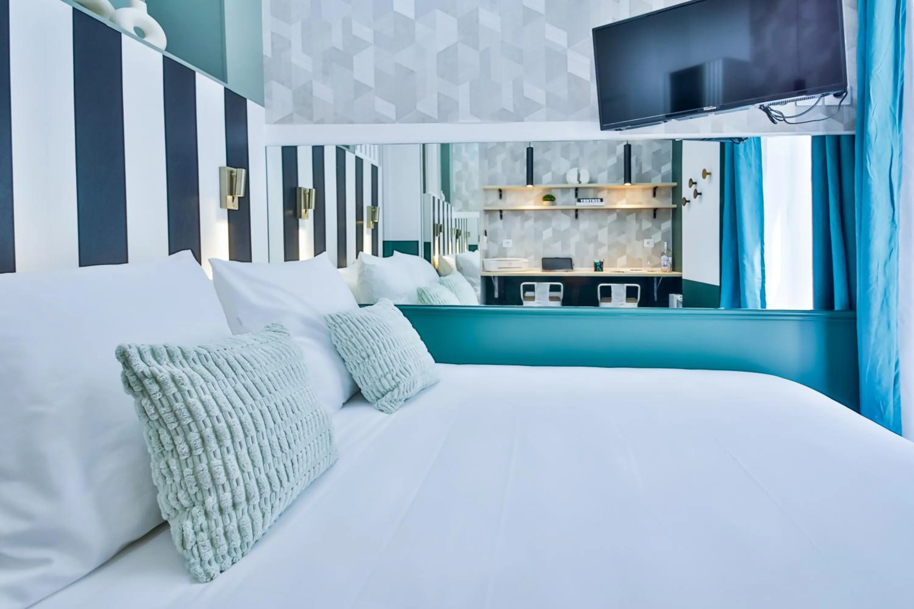 Bed in WS Louvre - Casanova