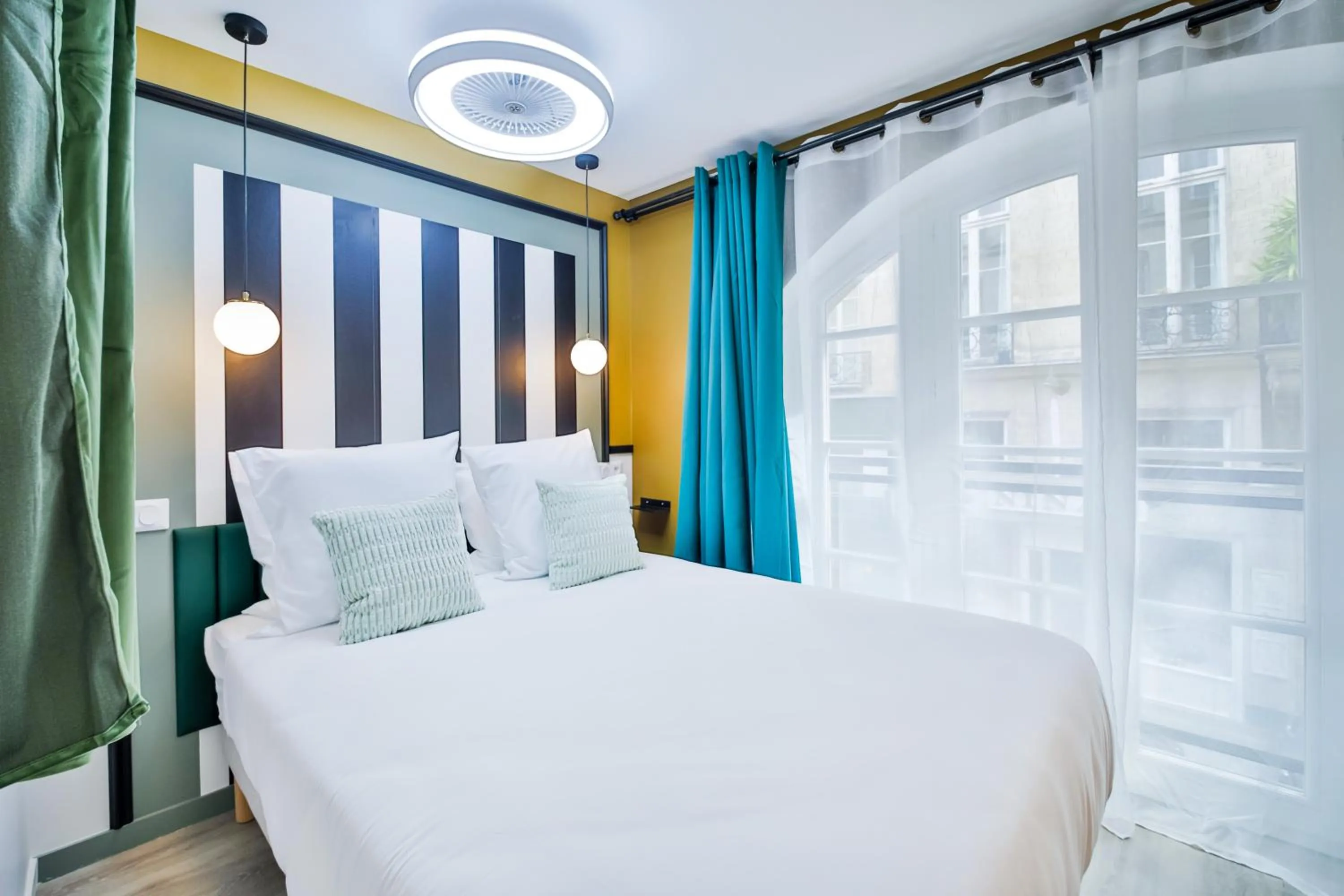 Bed in WS Louvre - Casanova