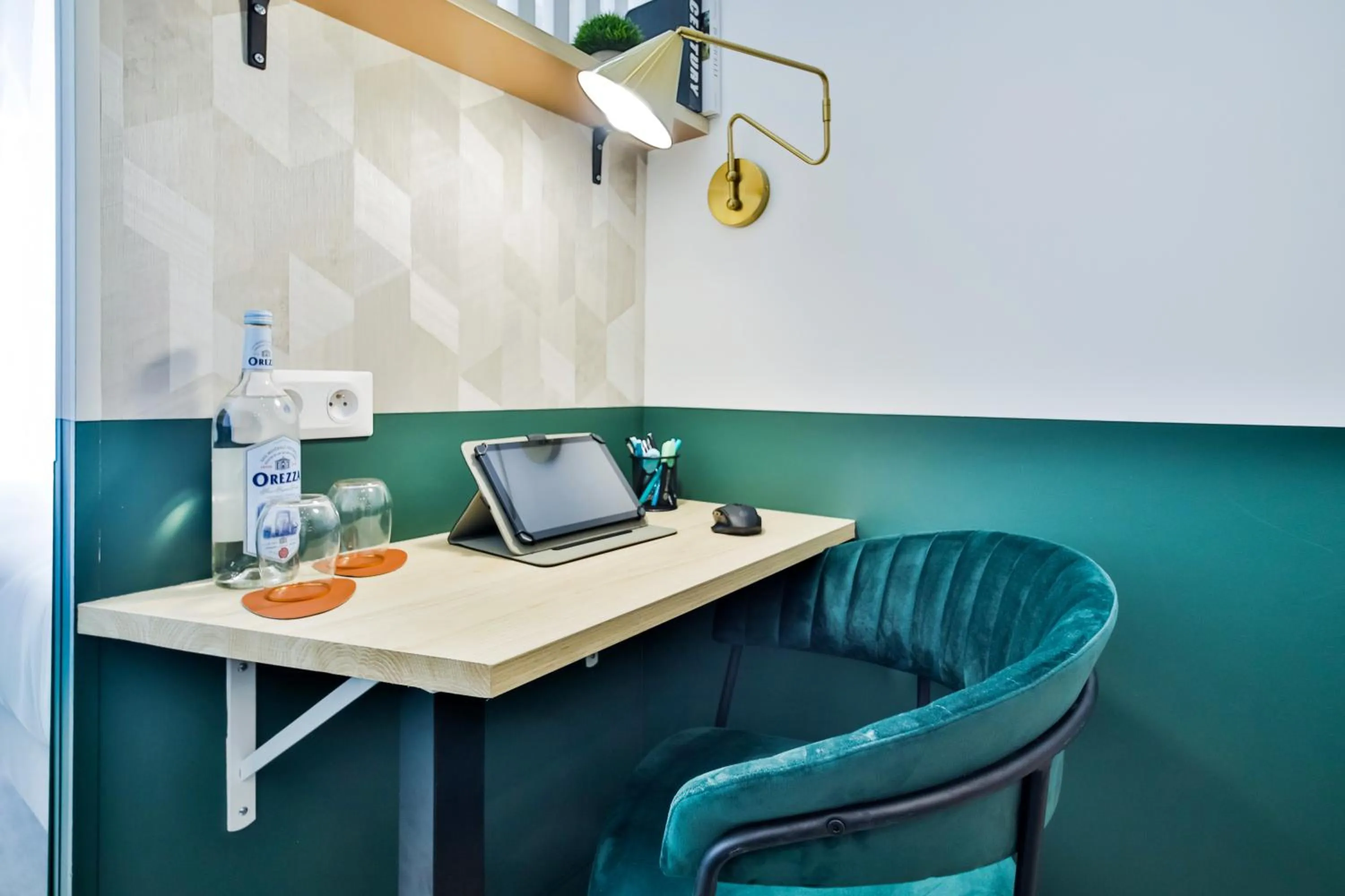 TV and multimedia in WS Louvre - Casanova