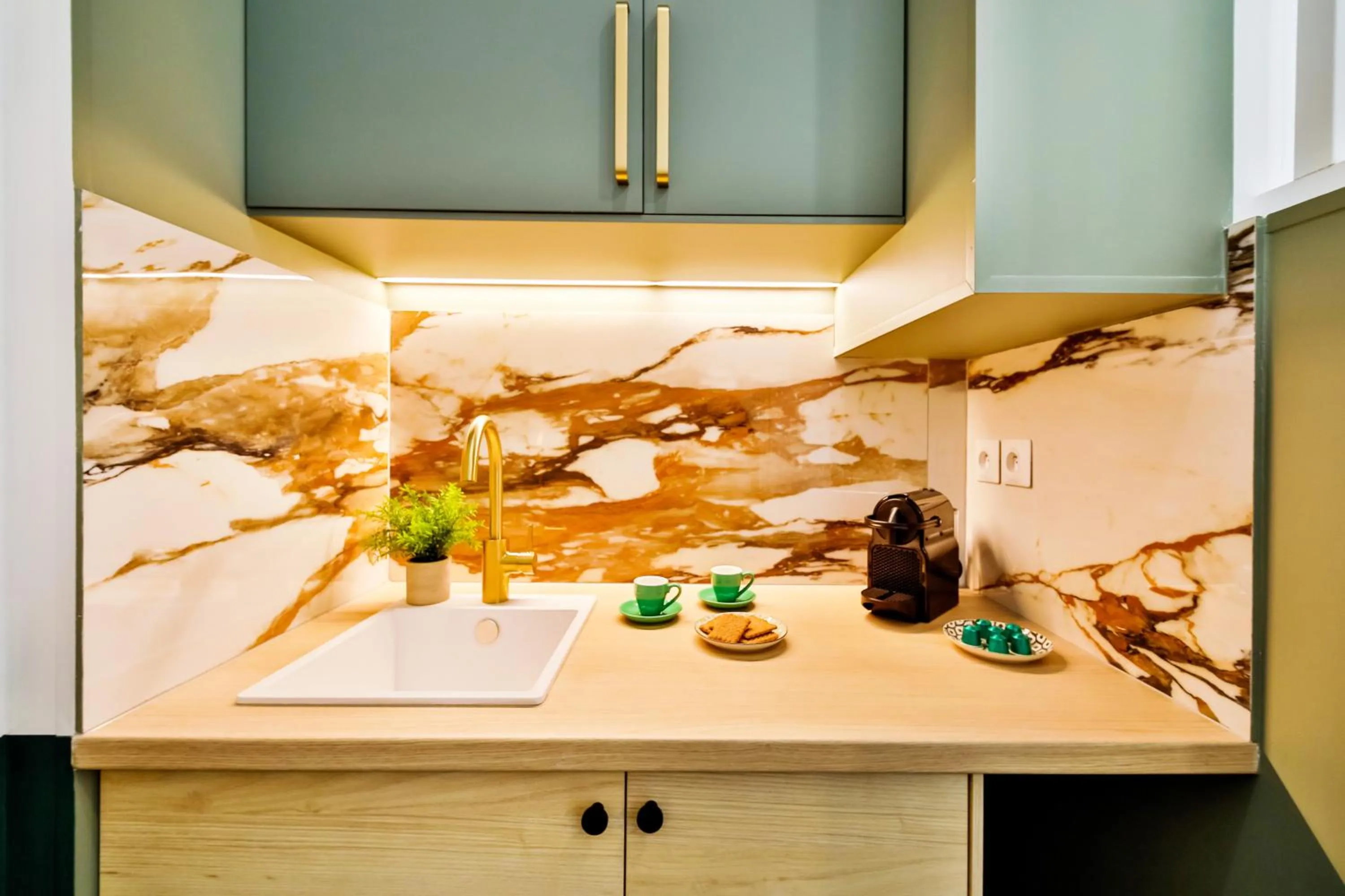 Kitchen or kitchenette in WS Louvre - Casanova