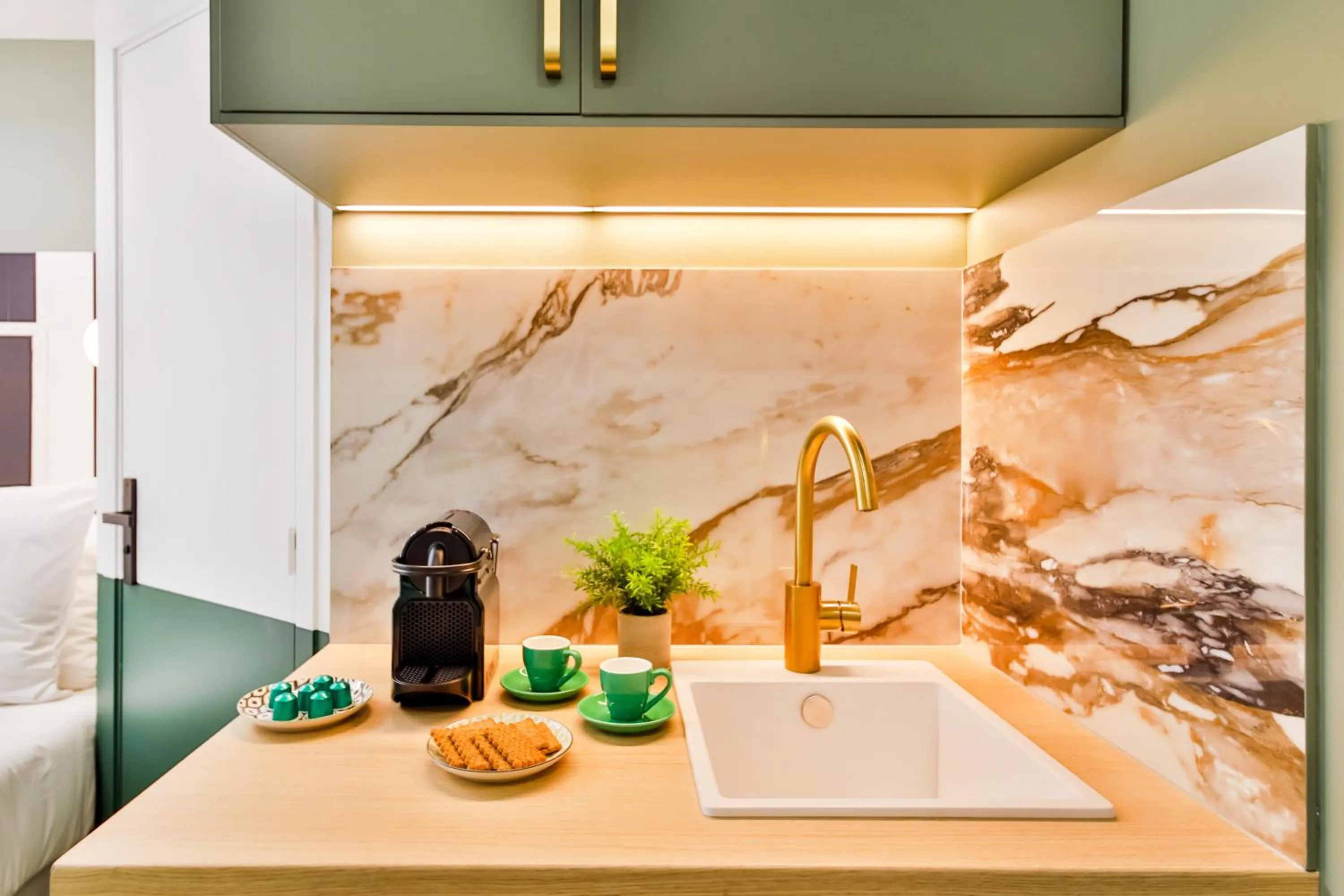 Kitchen or kitchenette in WS Louvre - Casanova