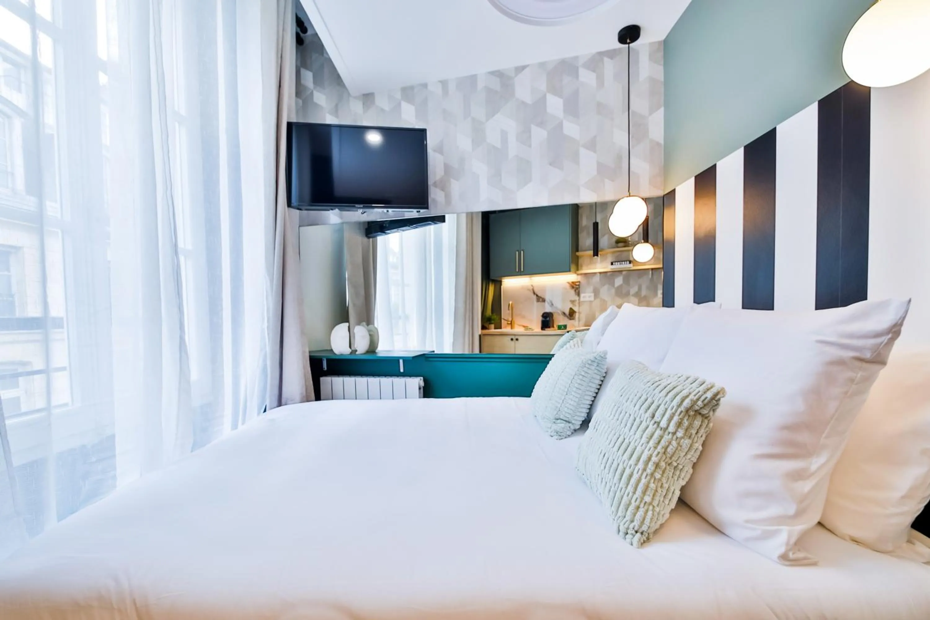 Bed in WS Louvre - Casanova