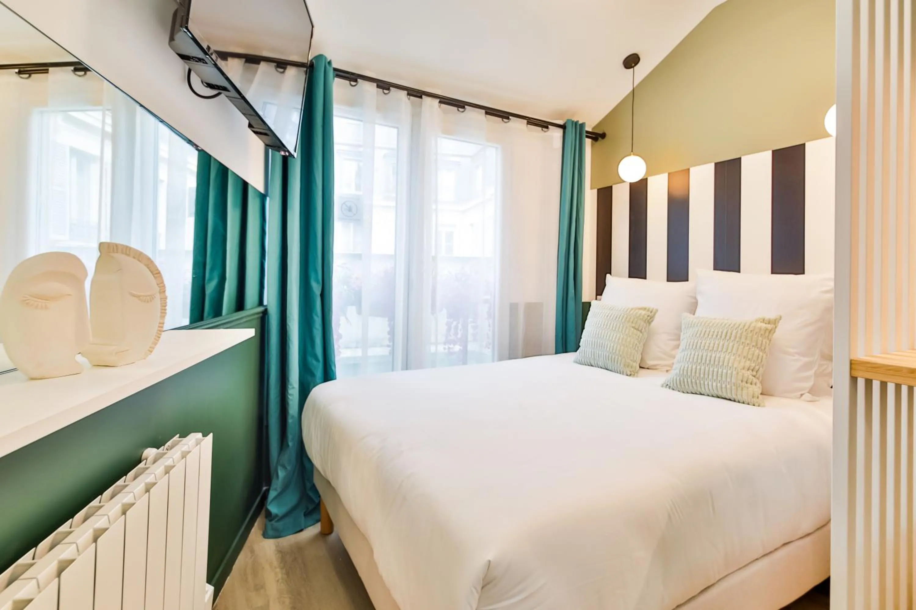 Bed in WS Louvre - Casanova