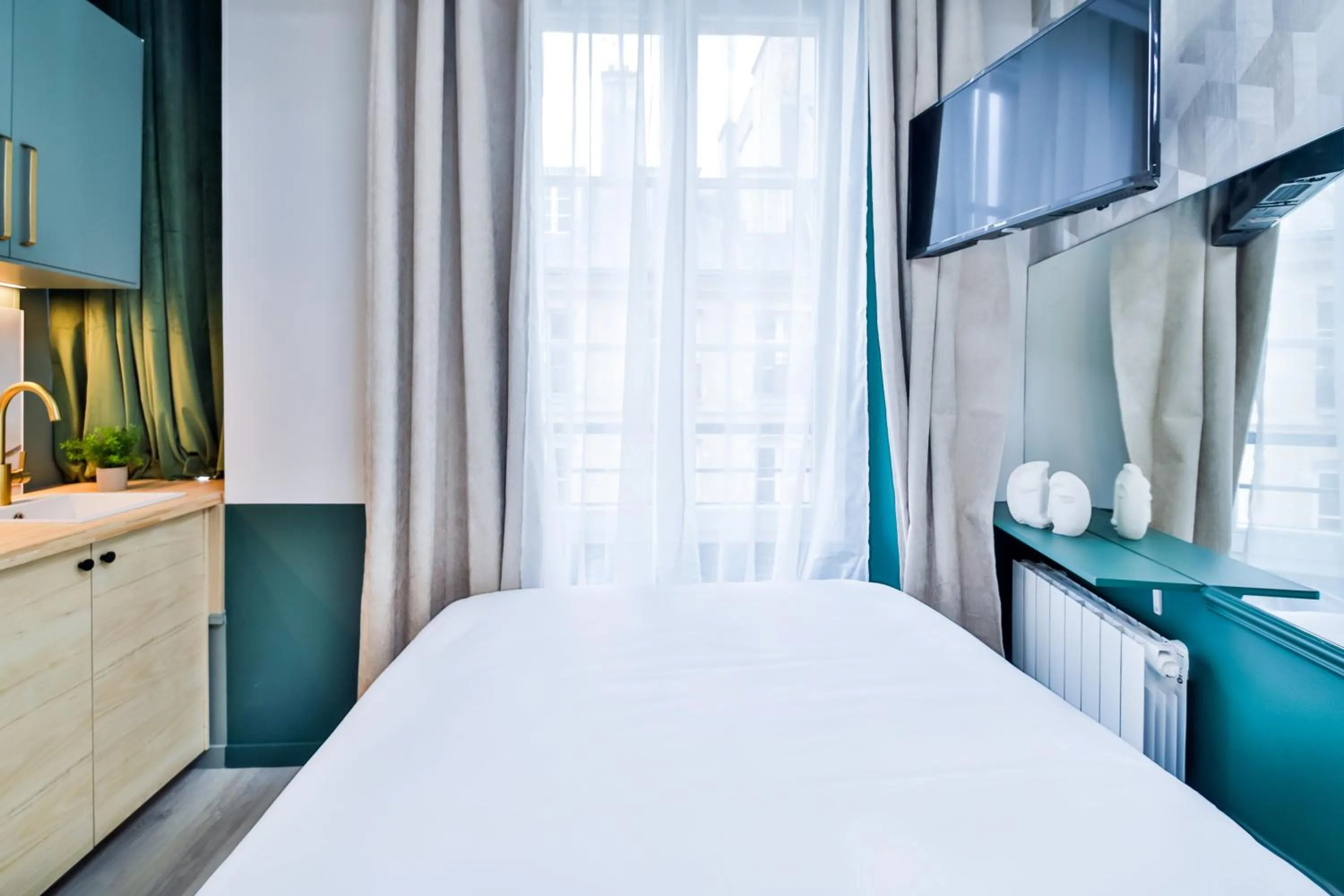 Bed in WS Louvre - Casanova