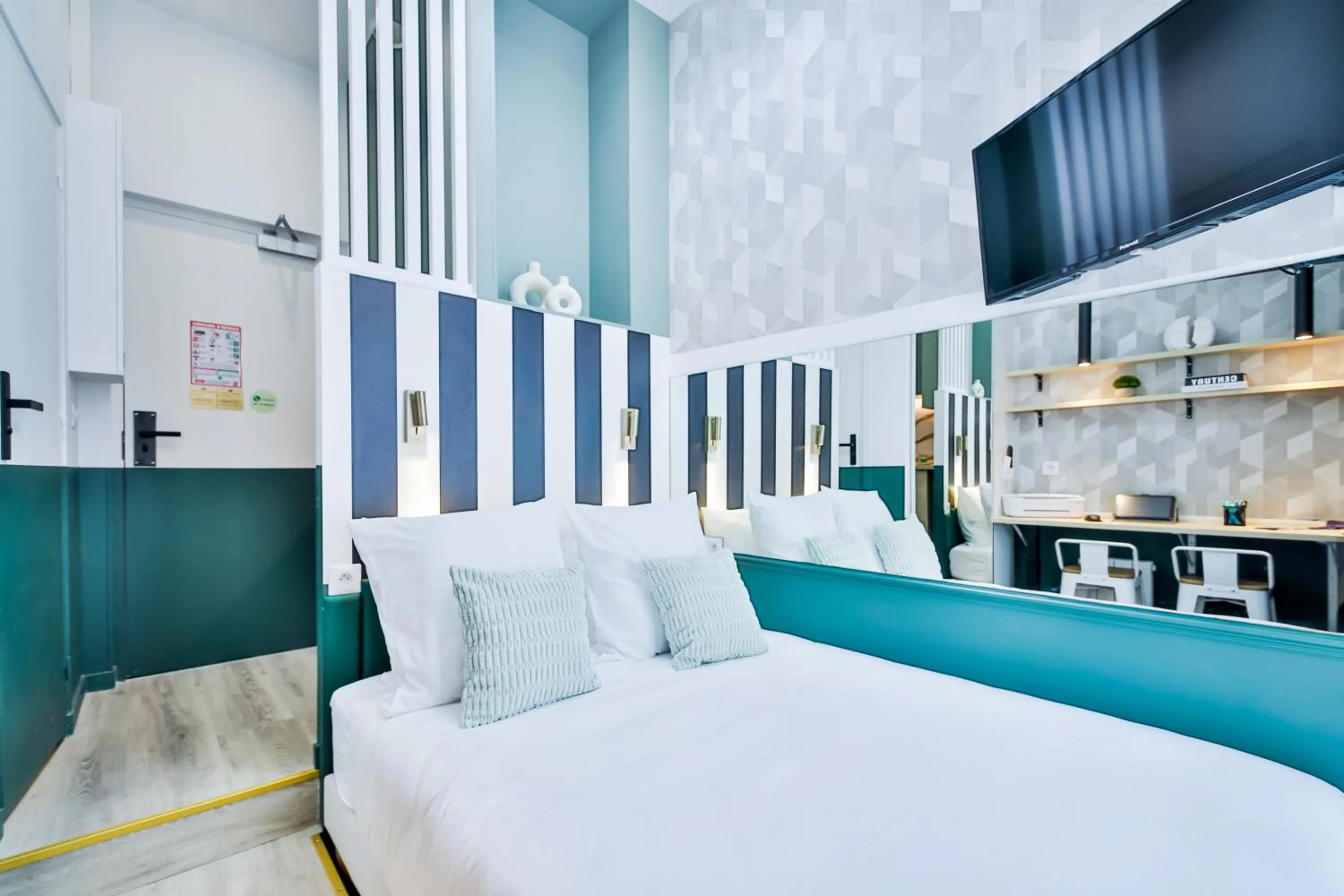 Bed in WS Louvre - Casanova