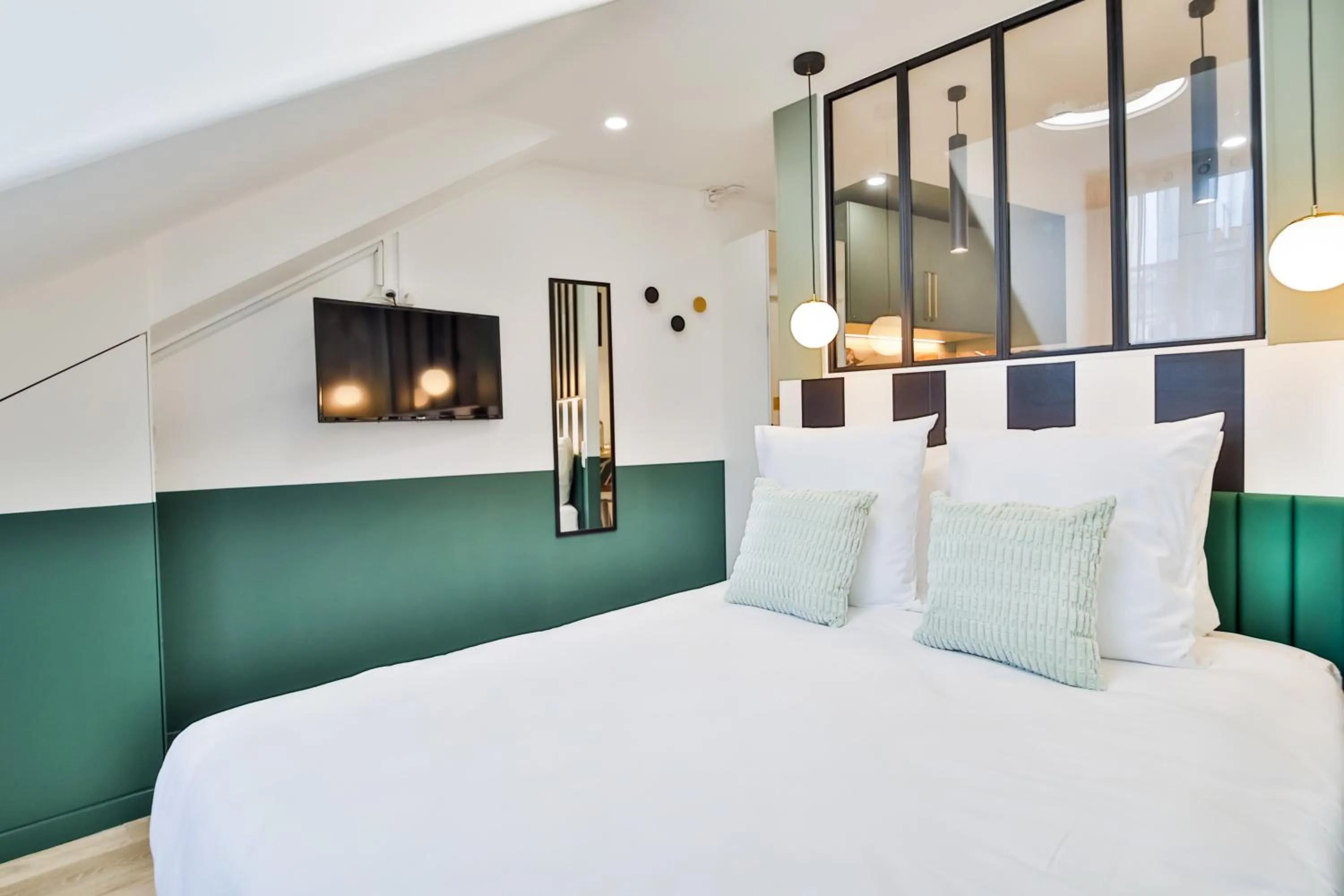 Bed in WS Louvre - Casanova