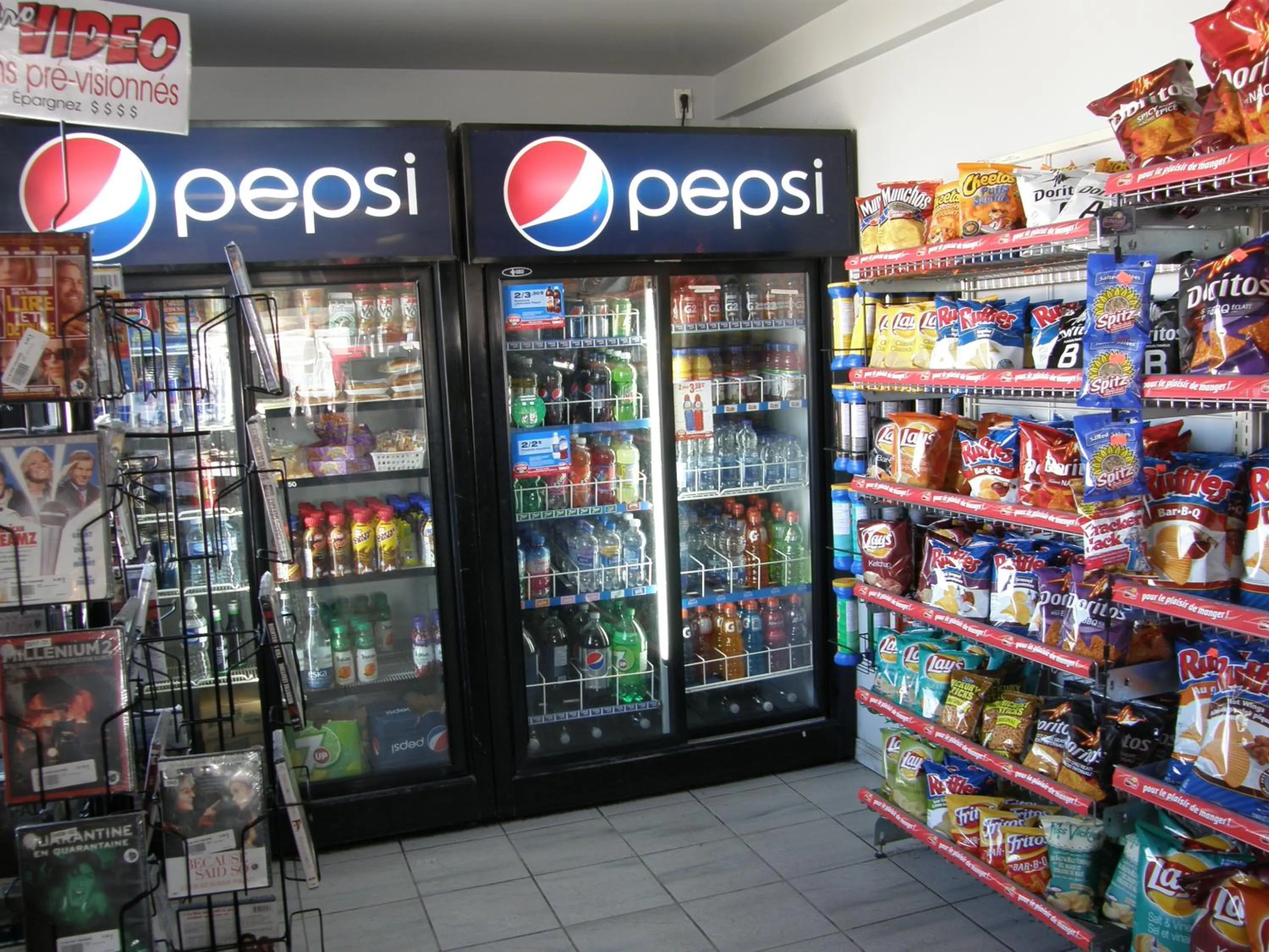 On-site shops in Hôtel Nouvelle-Frontière