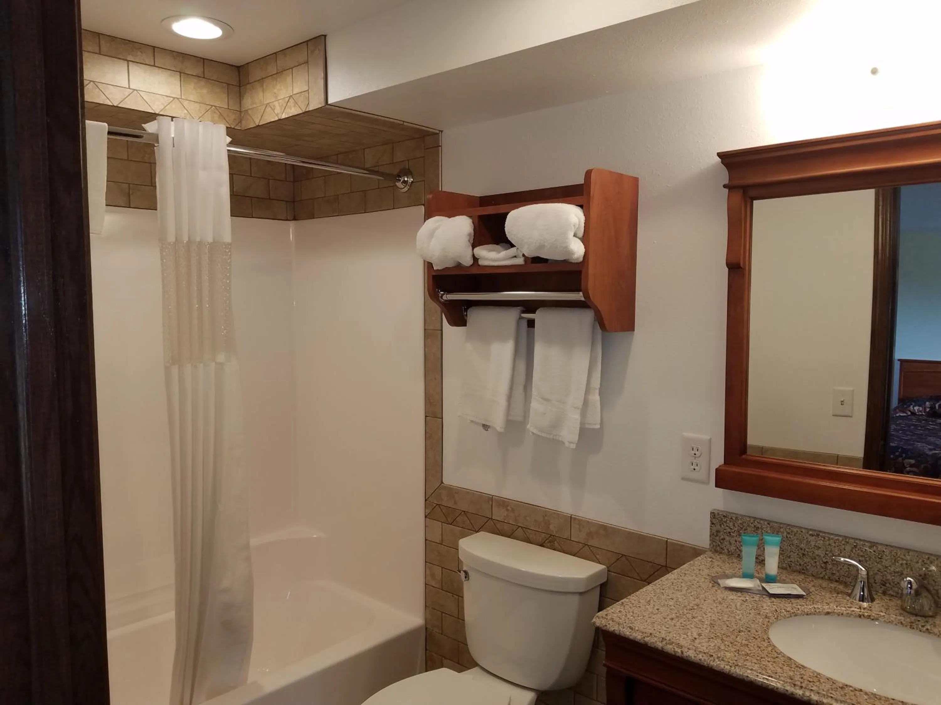 Black Hawk Motel & Suites