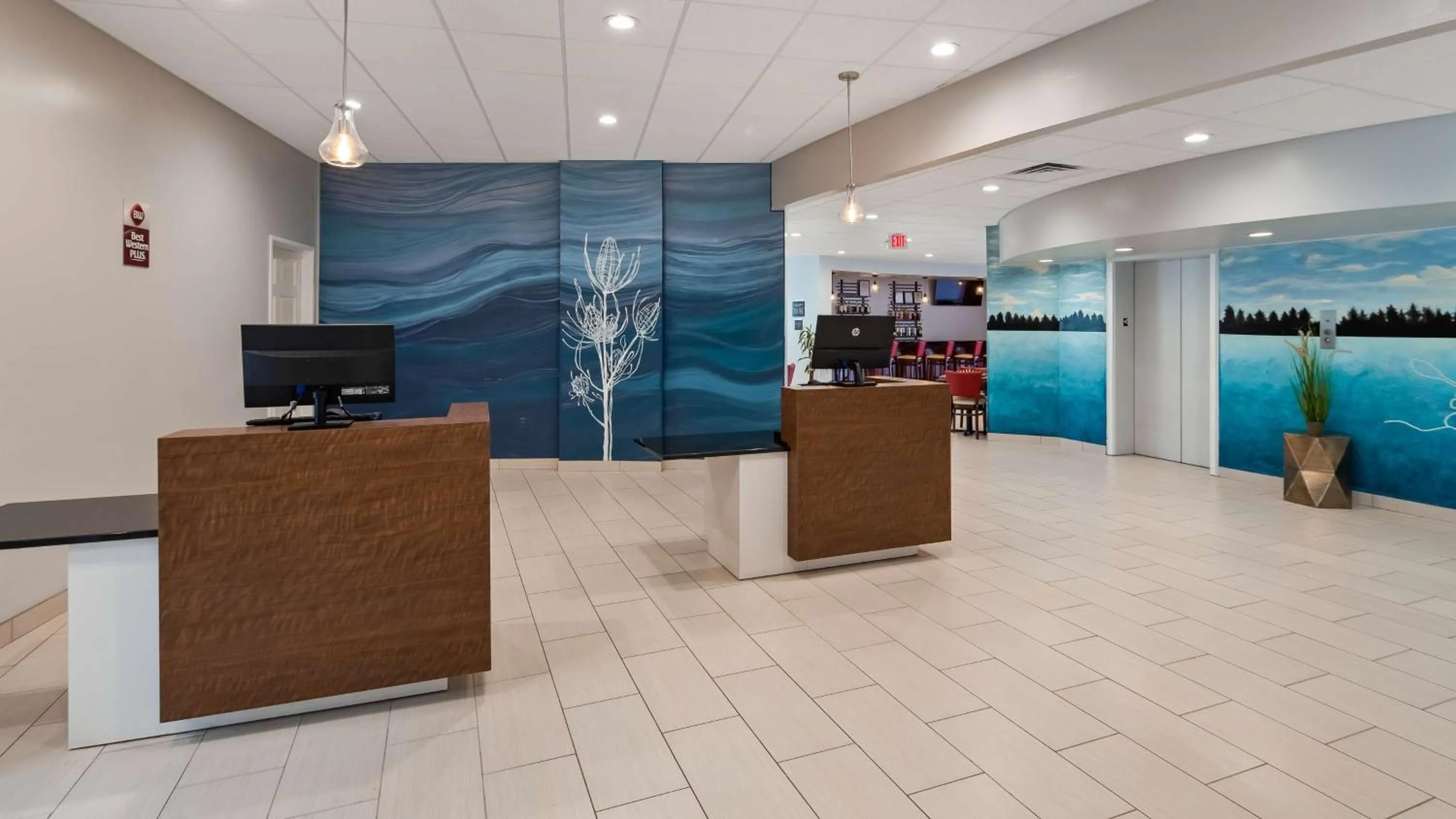 Lobby or reception in Best Western Plus Wausau Tower Inn