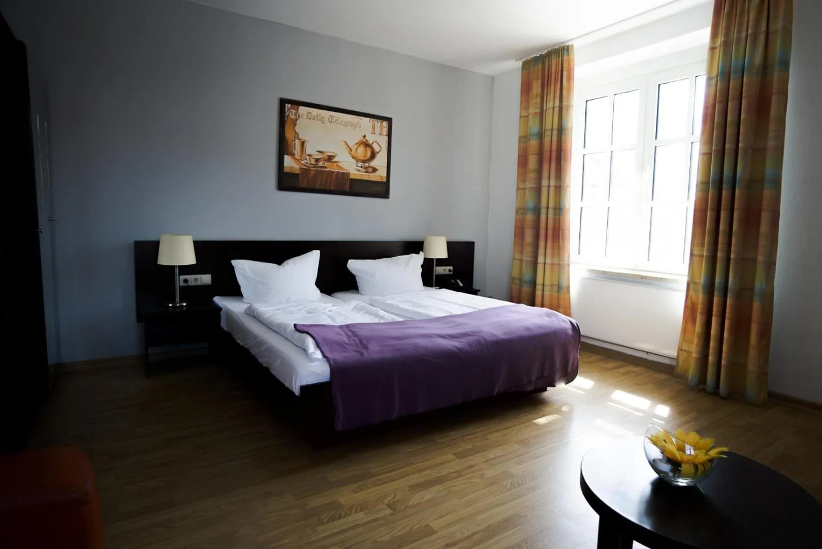 Photo of the whole room, Bed in Hotel Schuetzenhaus Vorsfelde